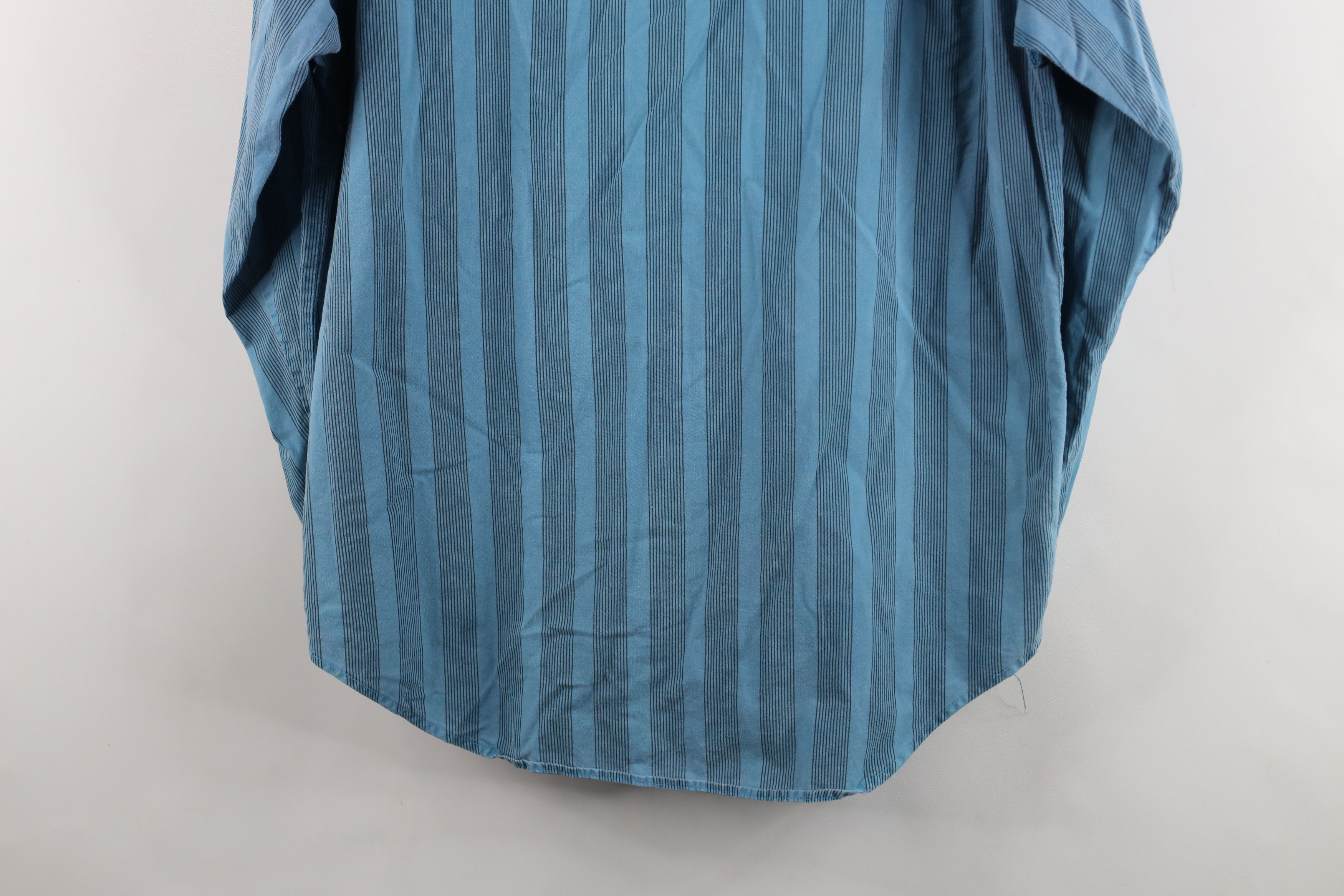 Vintage Vintage 90s Streetwear Baggy Striped Button Shirt Blue Size US M / EU 48-50 / 2 - 15 Thumbnail