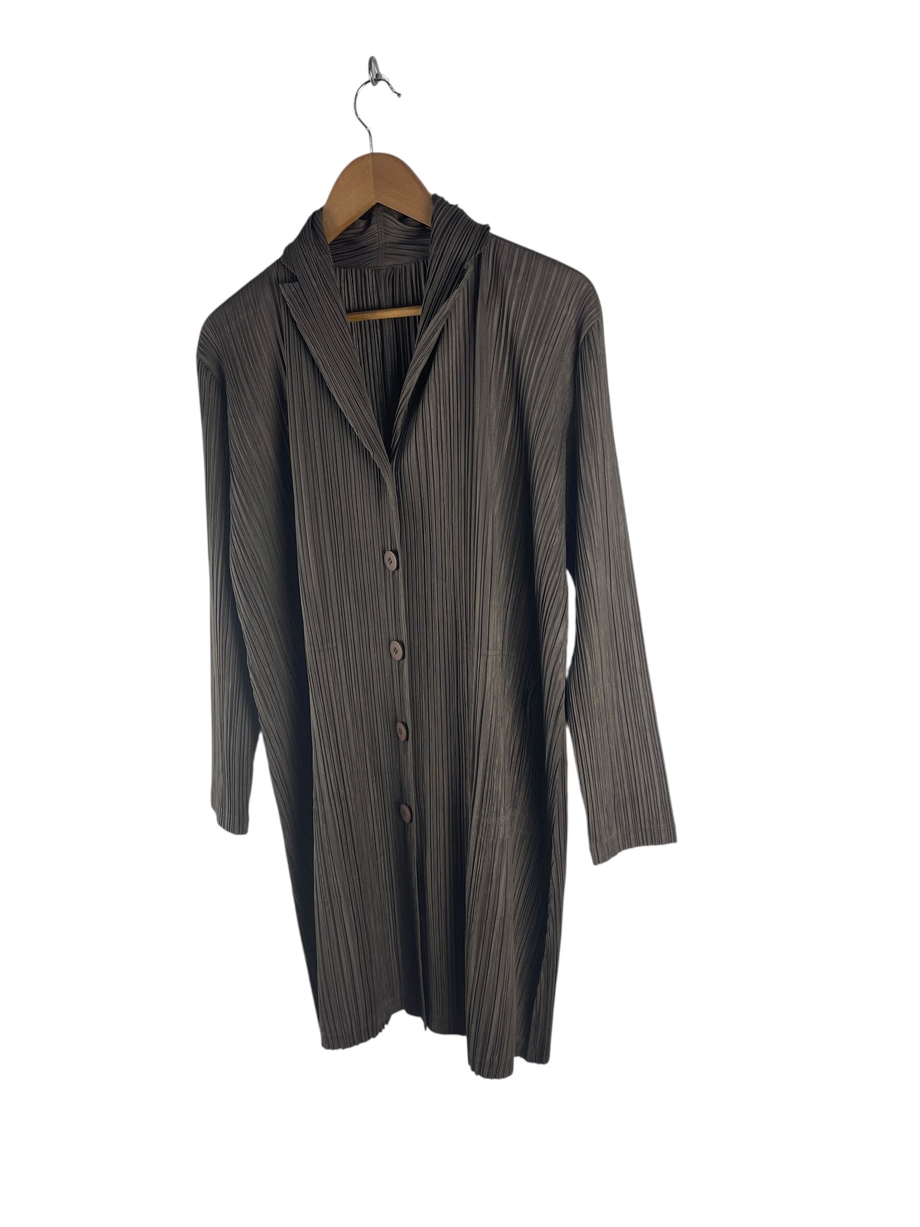 Pleats Please Issey Miyake Pleats Please Issey Miyake Button Front Pleated Cardigan Size US L / EU 52-54 / 3 - 6 Thumbnail