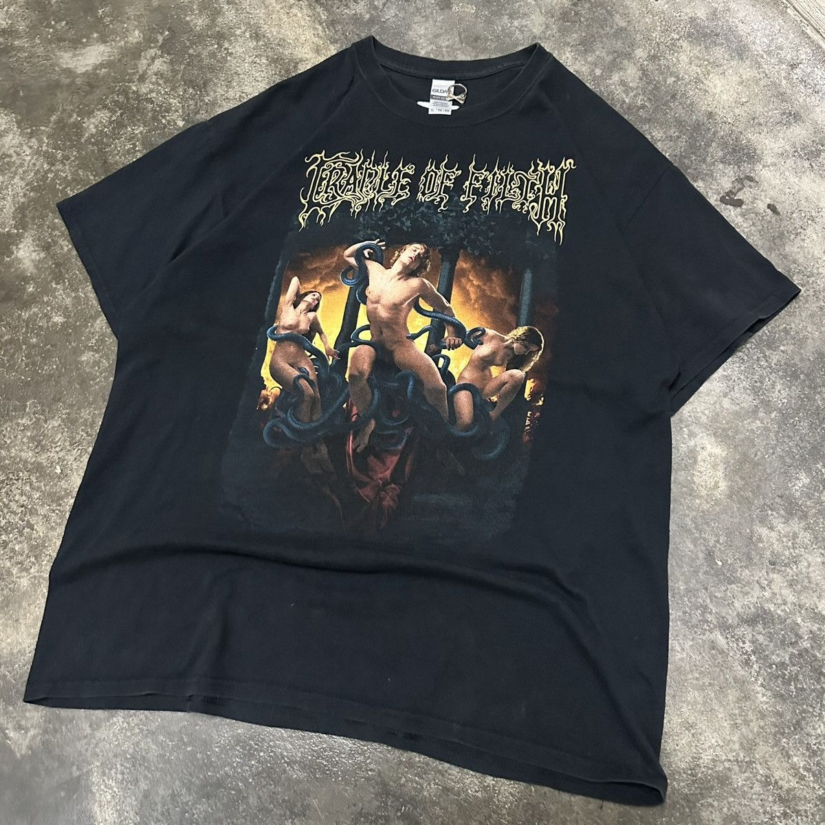 Gildan 👕[23] CRADLE OF FILTH BAND TEE Size US XL / EU 56 / 4 - 1 Thumbnail