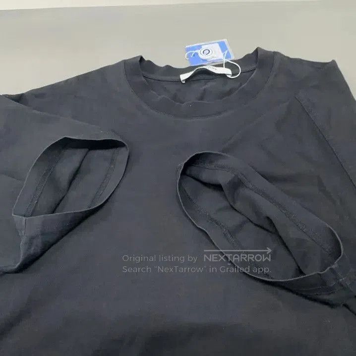 Givenchy Givenchy FW22 Letter Logo Short Sleeve T-Shirt. Size US XL / EU 56 / 4 - 2 Thumbnail