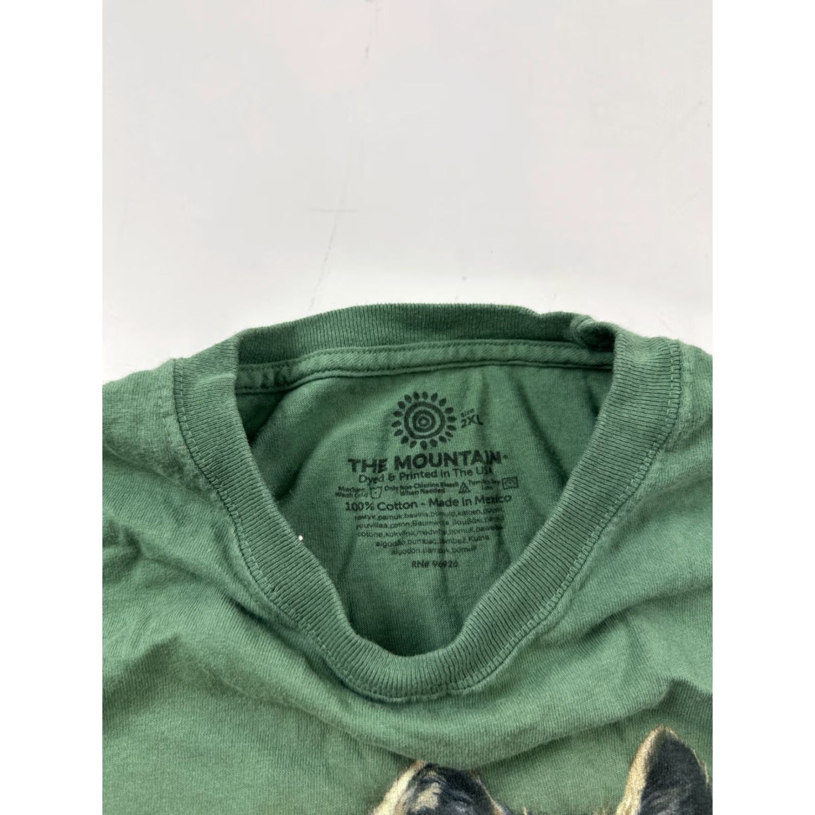 The Mountain The Mountain Shirt 2XL Mens Green Nature Wolf Pack AOP Crew Neck Size US XXL / EU 58 / 5 - 4 Thumbnail