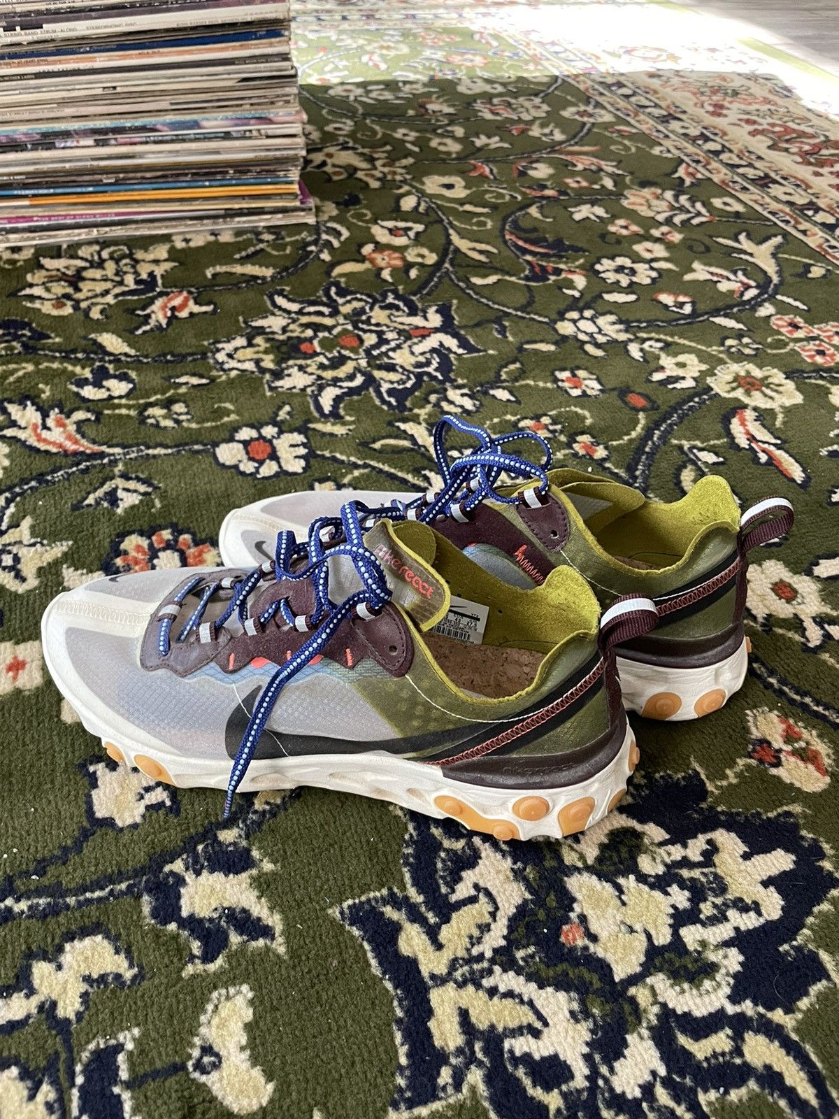 Nike Nike React Element ‘87 Moss Size US 9.5 / EU 42-43 - 2 Thumbnail