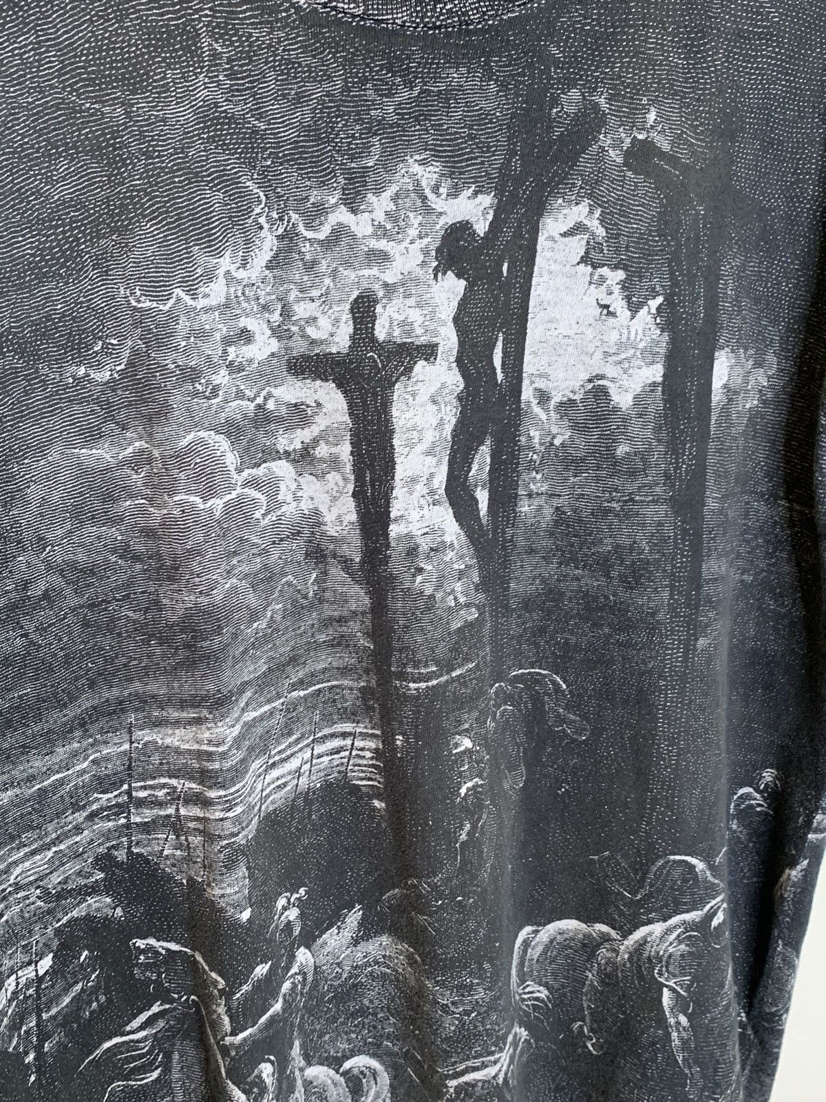 Vintage *RARE* Vintage Gustave Dore Crucifixion Jesus Christ T-Shirt Size US M / EU 48-50 / 2 - 5 Thumbnail