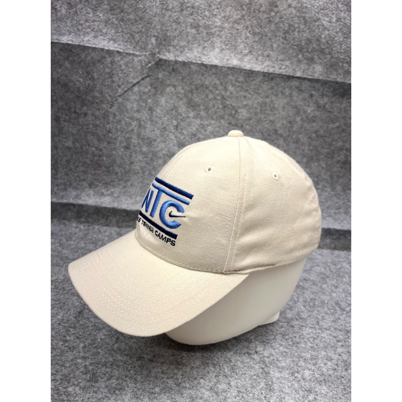 Nike Nike Baseball Hat Cap Fitted Adult One Size White Acrylic Wool Blend Cap Mens Sports Tennis Beach Lightweight Adjustable Hat Size ONE SIZE - 4 Thumbnail