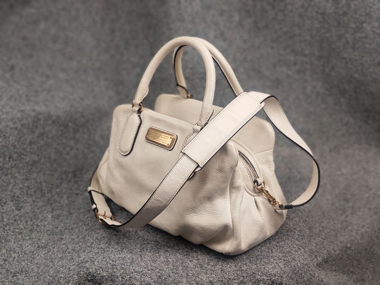 Marc by Marc Jacobs Marc Jacobs New Q Baby Groovee satchel HandBag Leather Size ONE SIZE - 4 Thumbnail