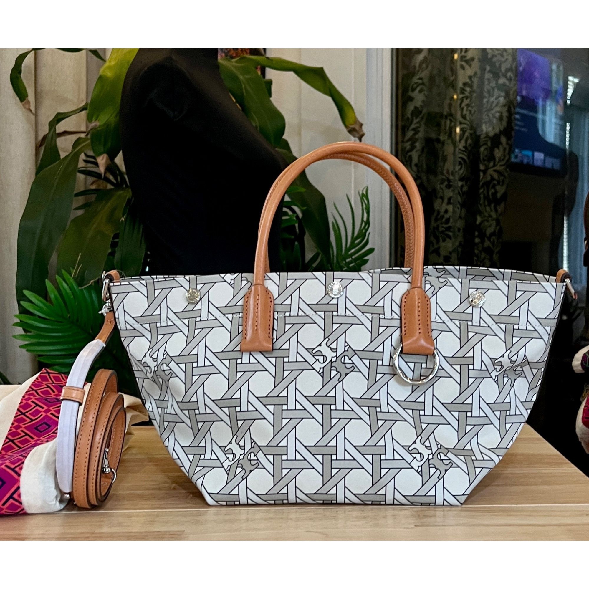 Tory Burch NWT! Tory Burch Nylon Basket Weave Handbag Size ONE SIZE - 5 Thumbnail