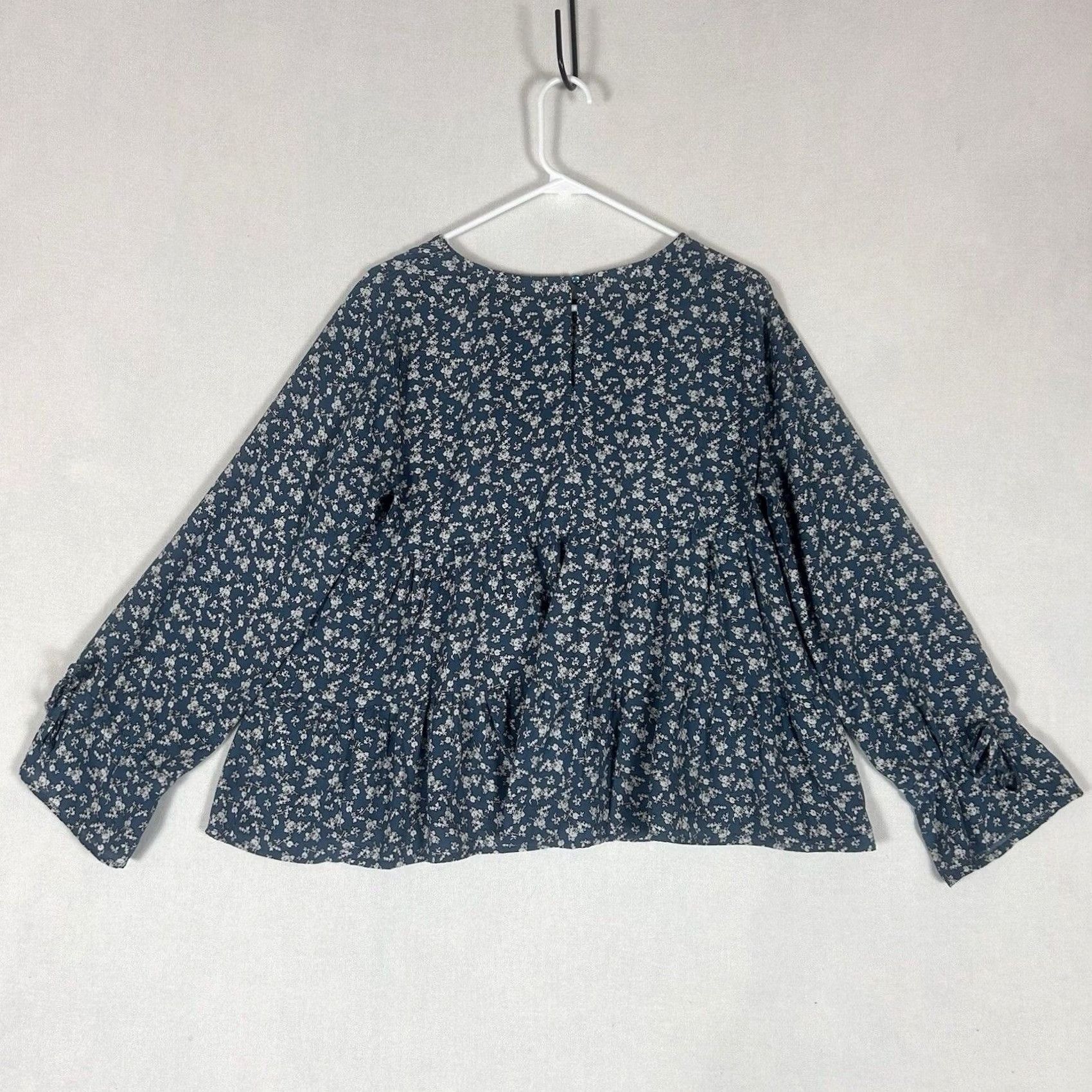 Vintage Maurices Blouse Shirt Womens Medium Blue Long Sleeve Round Neck Floral Beaded Button Ruffle Casual Size M / US 6-8 / IT 42-44 - 4 Thumbnail