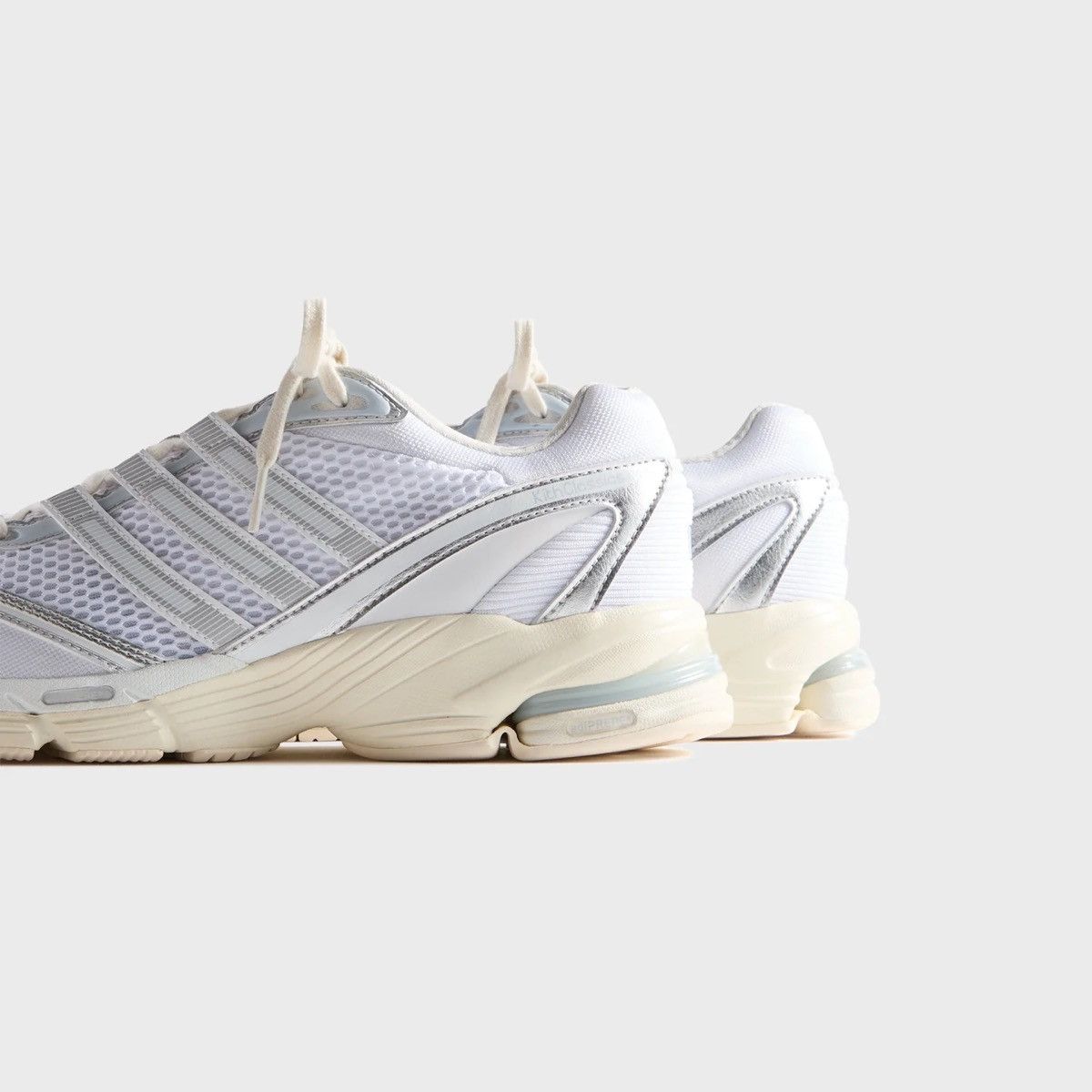 Adidas × Kith Kith for adidas Supernova Cushion 7 - WHITE / ROYAL / SILVER Size US 8 / EU 41 - 3 Thumbnail