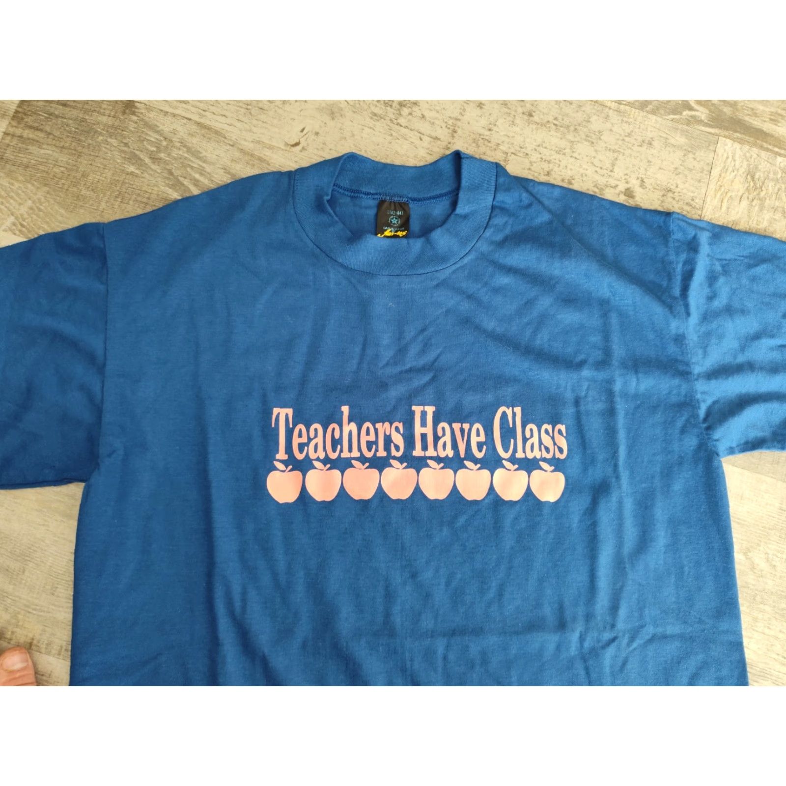 Vintage Vtg 80s/90s Single Stitch Men's L T-Shirt "Teachers Have Class" Made in USA Size US L / EU 52-54 / 3 - 2 Thumbnail
