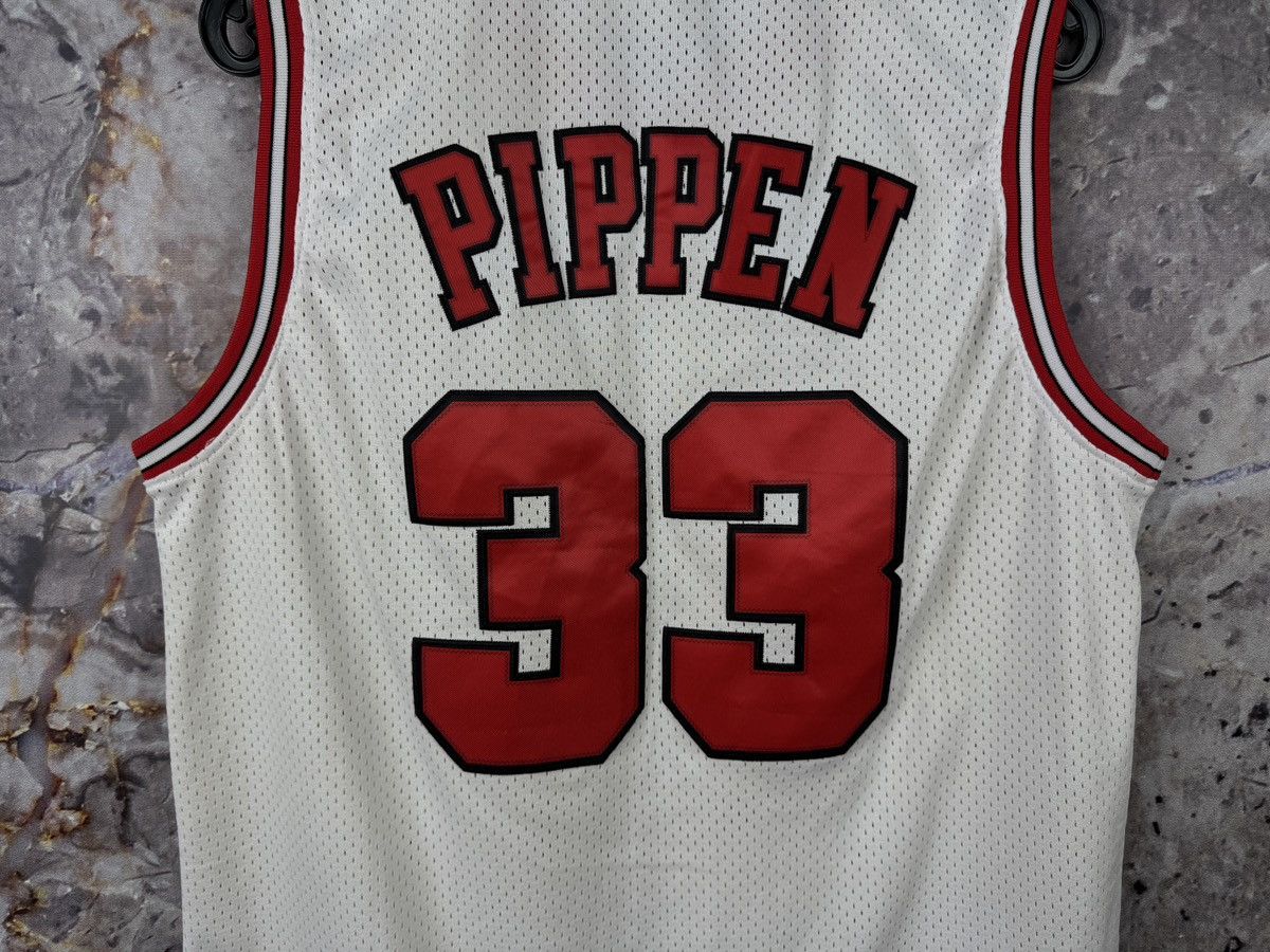 Adidas Adidas NBA Bulls Scottie Pippen #33 Jersey XL Vintage Size US XL / EU 56 / 4 - 15 Thumbnail