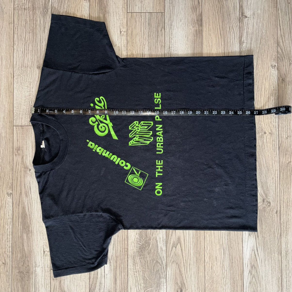 Other 90s Urban Convention Jam tee shirt Columbia records Epic WTG Size US L / EU 52-54 / 3 - 7 Thumbnail