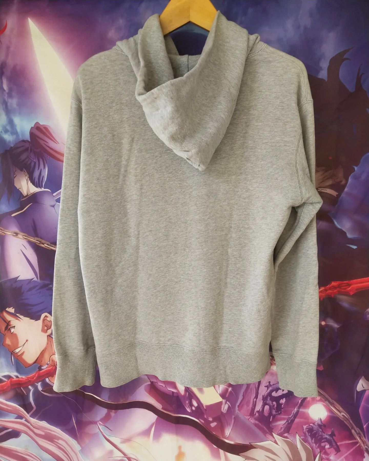 Anime Monster Hunter x Uniqlo Graphic Game Hoodie Size US M / EU 48-50 / 2 - 4 Thumbnail