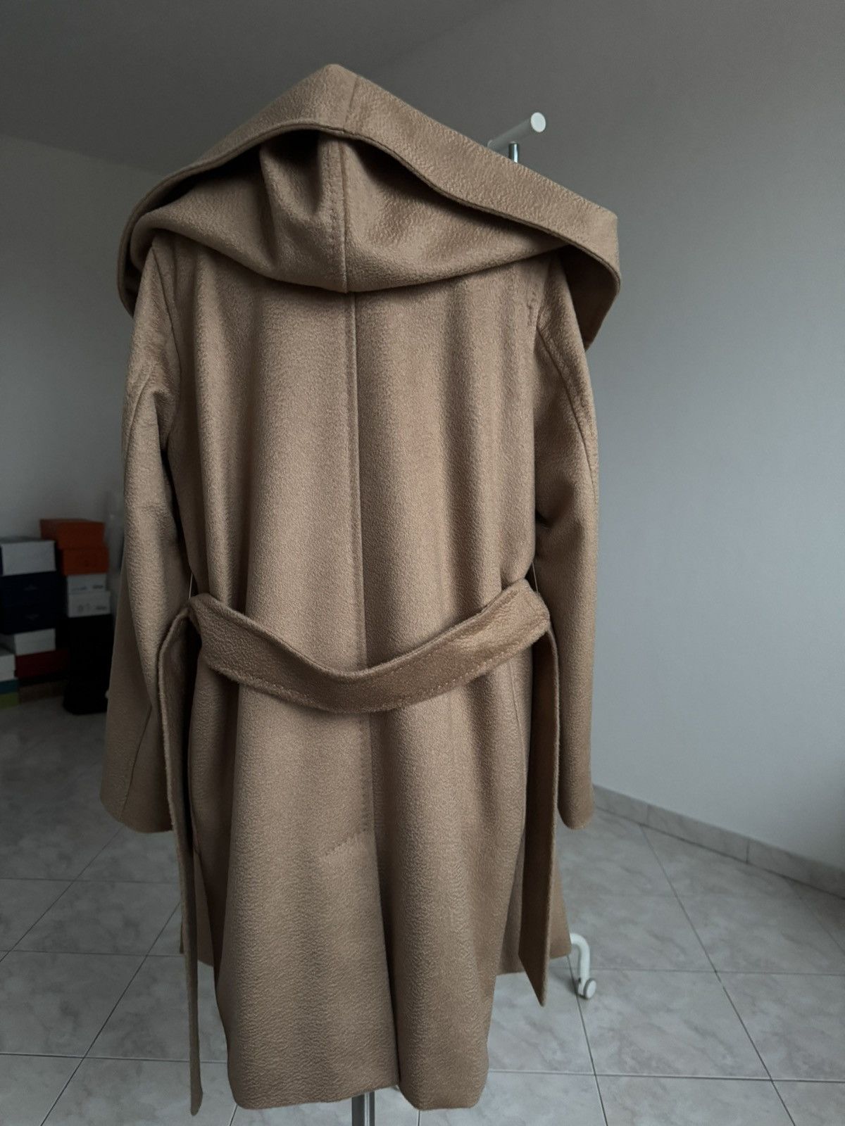 Max Mara Max Mara Rialto Camel Hair Short Hooded Coat Size L / US 10 / IT 46 - 10 Thumbnail
