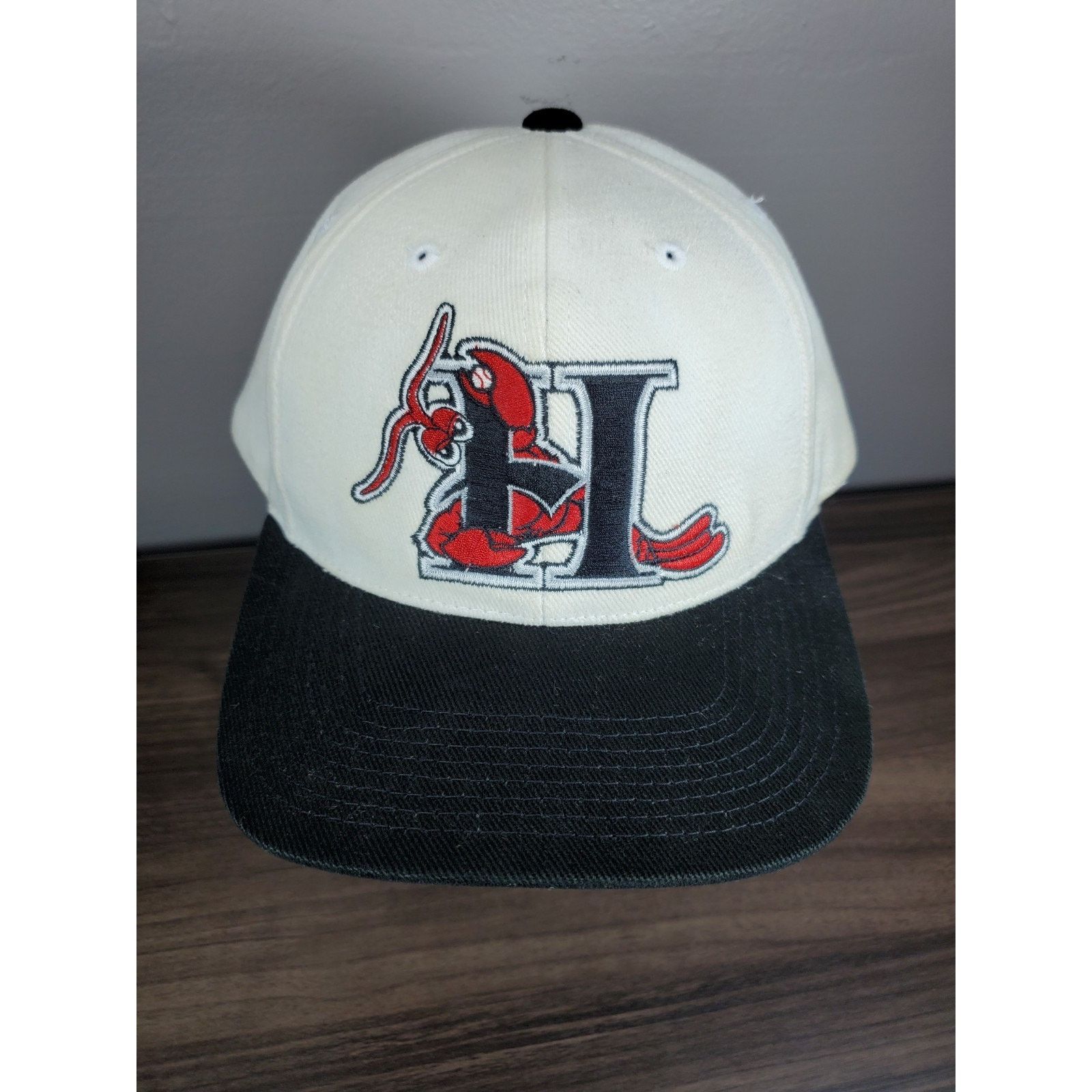 MLB × Vintage 90s Hickory Crawdads Minor League Baseball Hat Cap MiLB Size ONE SIZE - 4 Thumbnail