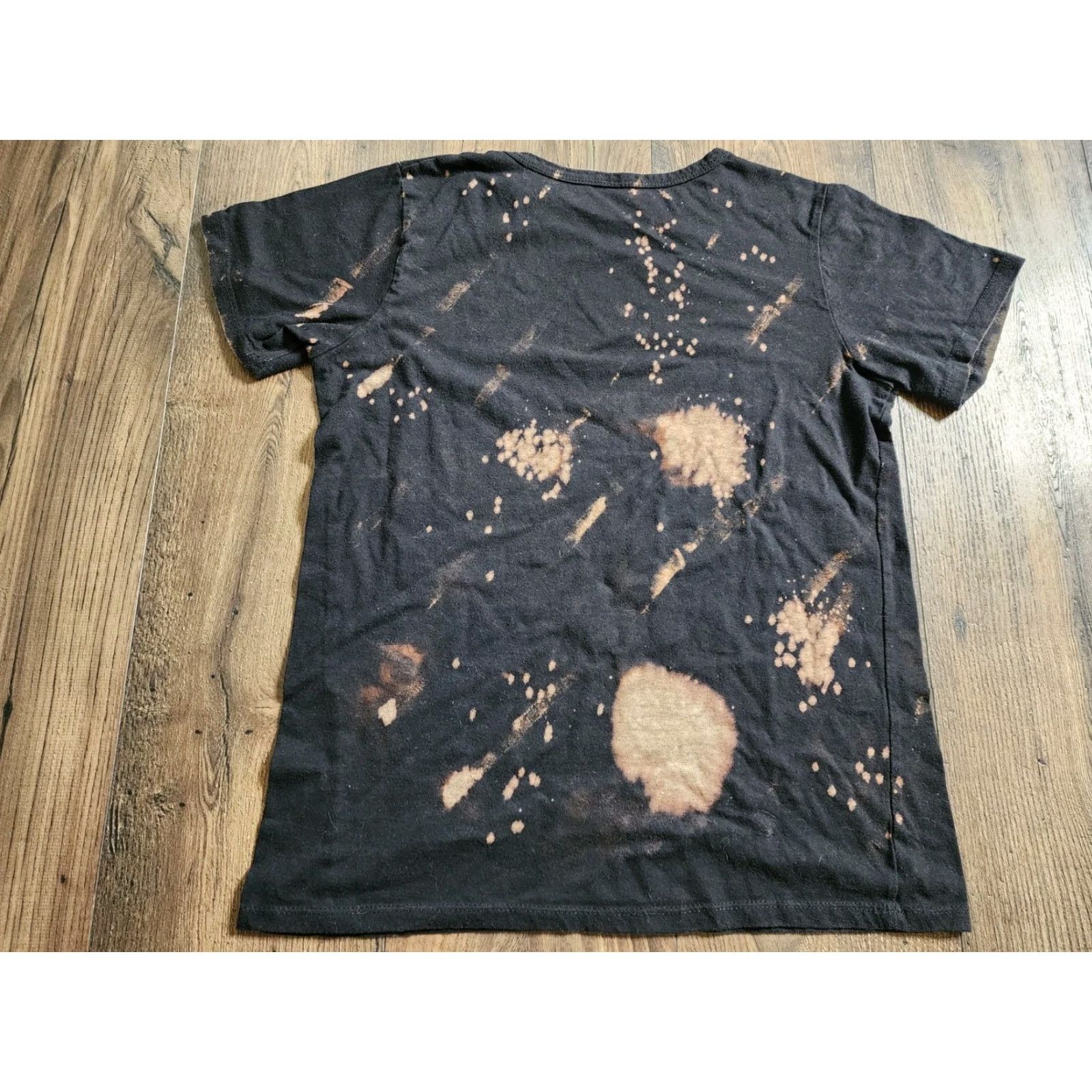 Etro VINTAGE Unbranded T-Shirt Womens L Black Bleach Dancing Skeleton Crew Neck Short Sleeve Cotton Blend Logo Basic 90s Animals Human Theme: Bleach Size L / US 10 / IT 46 - 2 Thumbnail