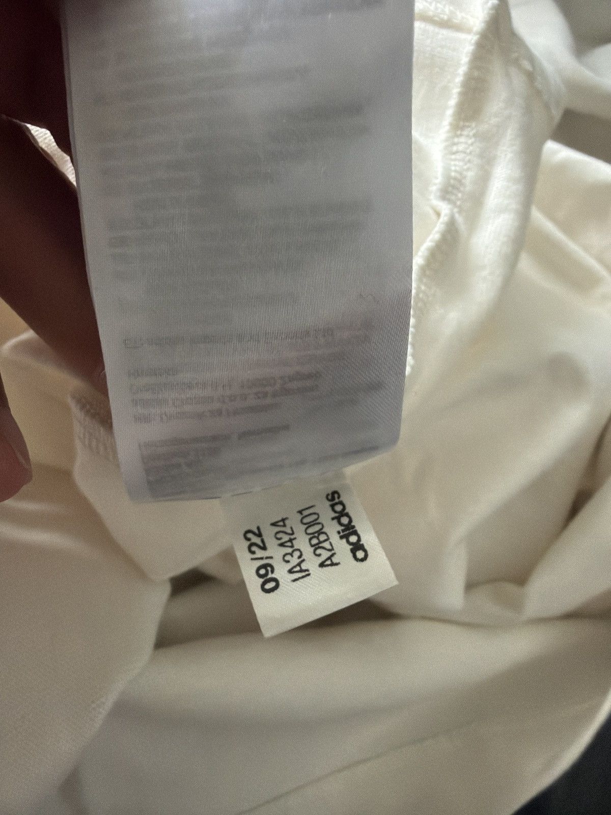 Adidas Adidas Jerry Lorenzo White Long-Sleeve Basketball Logo Tee Size US XL / EU 56 / 4 - 8 Thumbnail