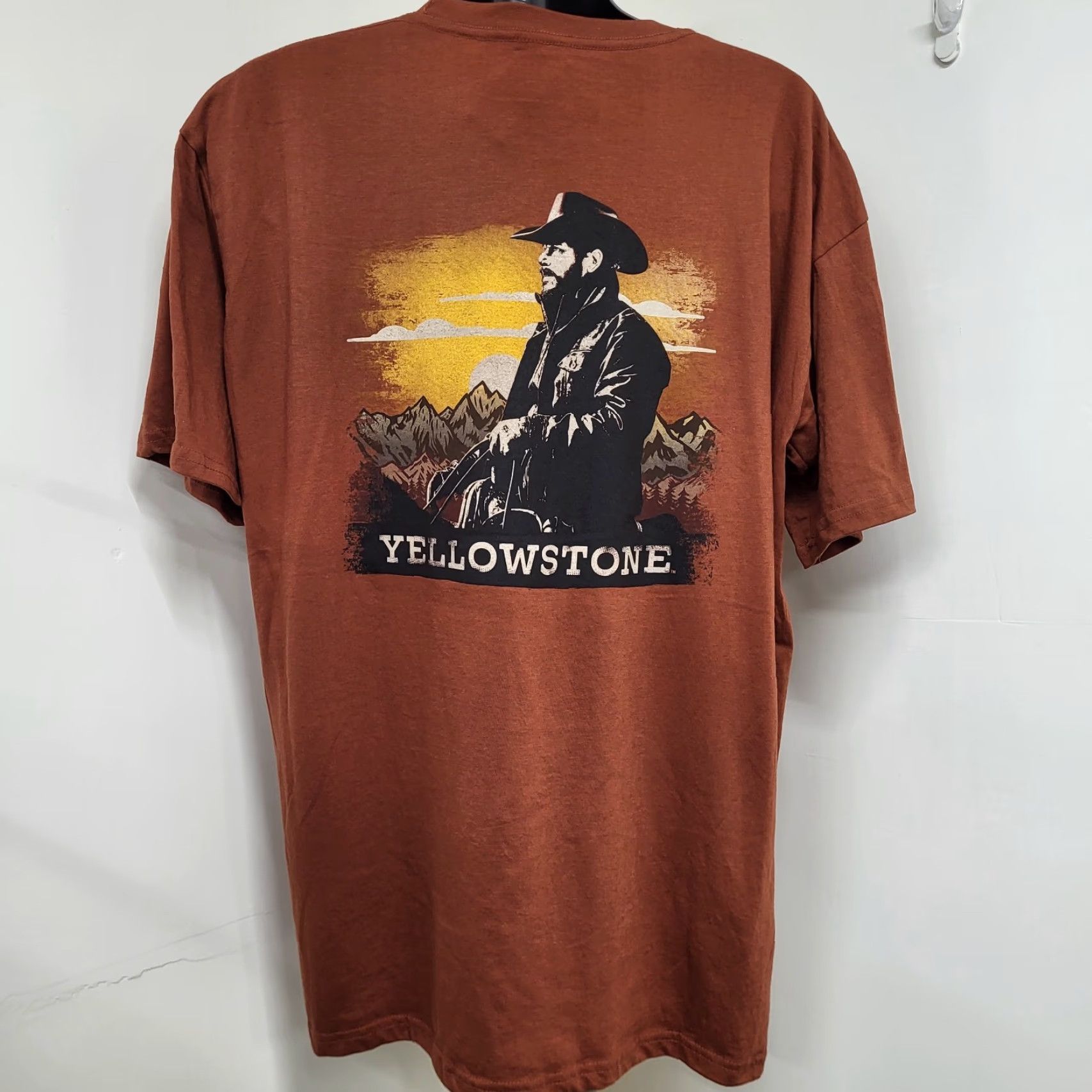 Vintage NWT Yellowstone Unisex T-Shirt Crew Neck Men's 2XLarge Rip Wheeler Montana Rust Orange Graphic Print Size US XXL / EU 58 / 5 - 3 Thumbnail