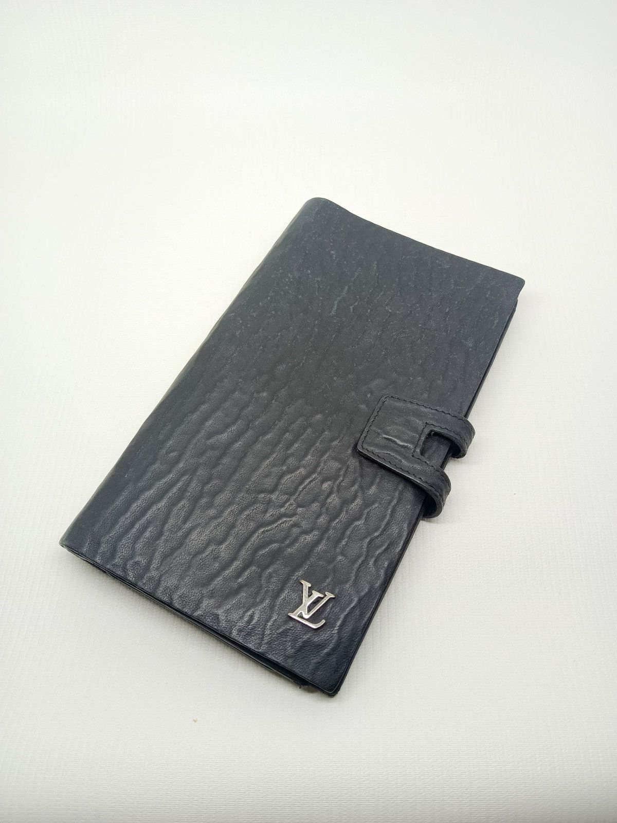 Louis Vuitton Louis Vuitton Vintage Black Calfskin Long Wallet Button Zip Size ONE SIZE - 1 Thumbnail