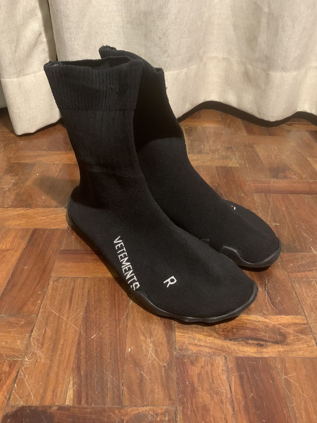 Vetements Vetements karate sock runner sneakers | Grailed