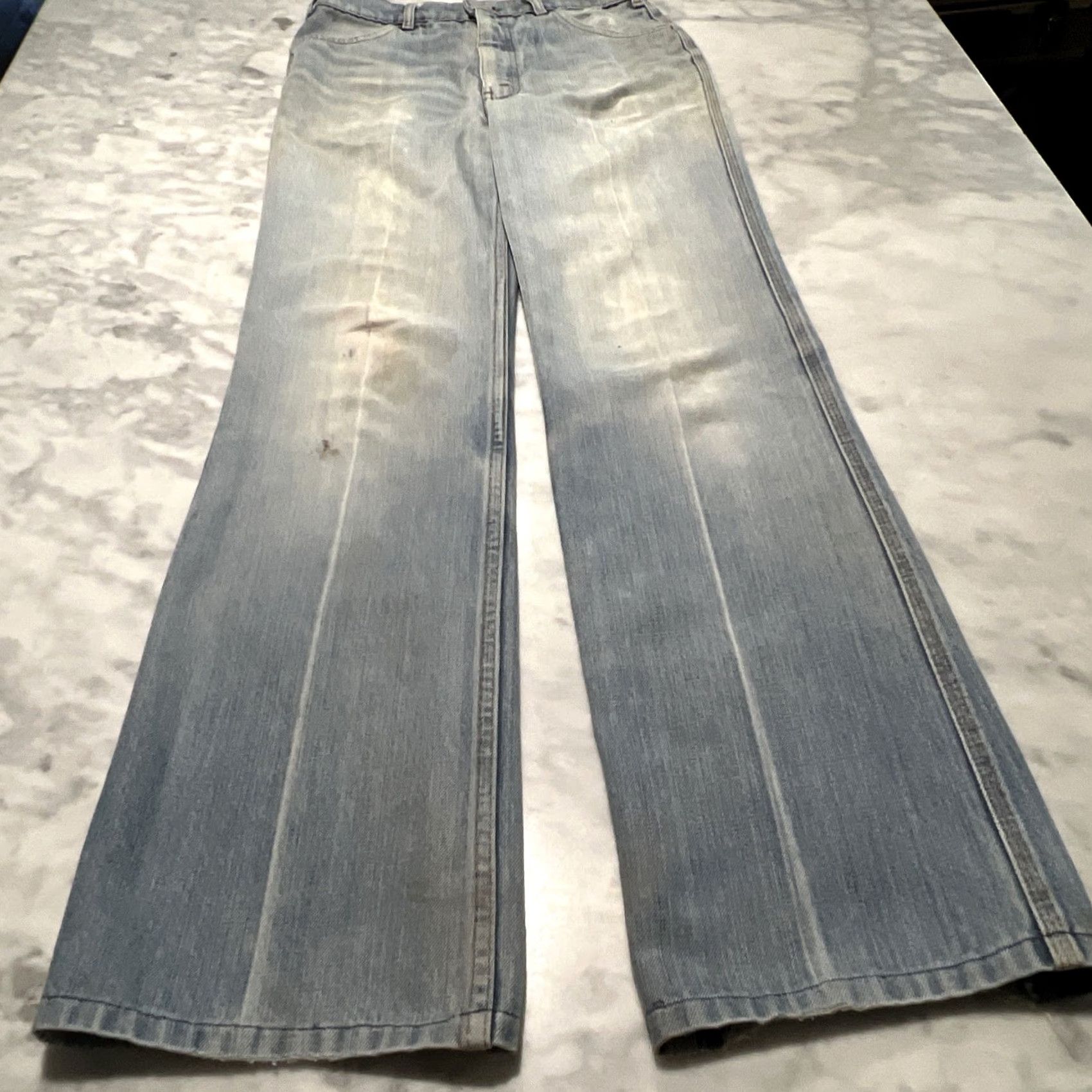 Levi's VINTAGE Levi’s 207 Orange Tab Flare Bell Bottoms Womens W28 L33 Thrashed Faded Denim 1970s Womens Mens Boys? Size 28" / US 6 / IT 42 - 5 Thumbnail