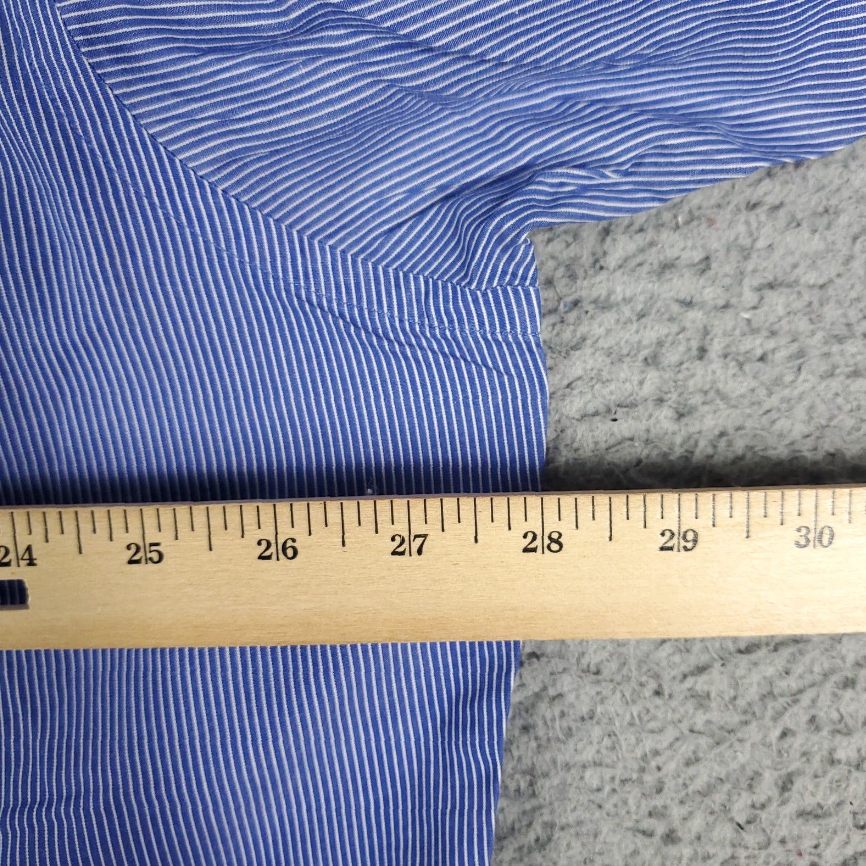 Tommy Hilfiger VINTAGE Tommy Hilfiger Shirt Mens 2XL Blue Striped Button-Up Long Sleeve Casual, Business, Formal, Preppy Mens 2XL Blue Striped Button-Up Long Sleeve Size US XXL / EU 58 / 5 - 6 Thumbnail