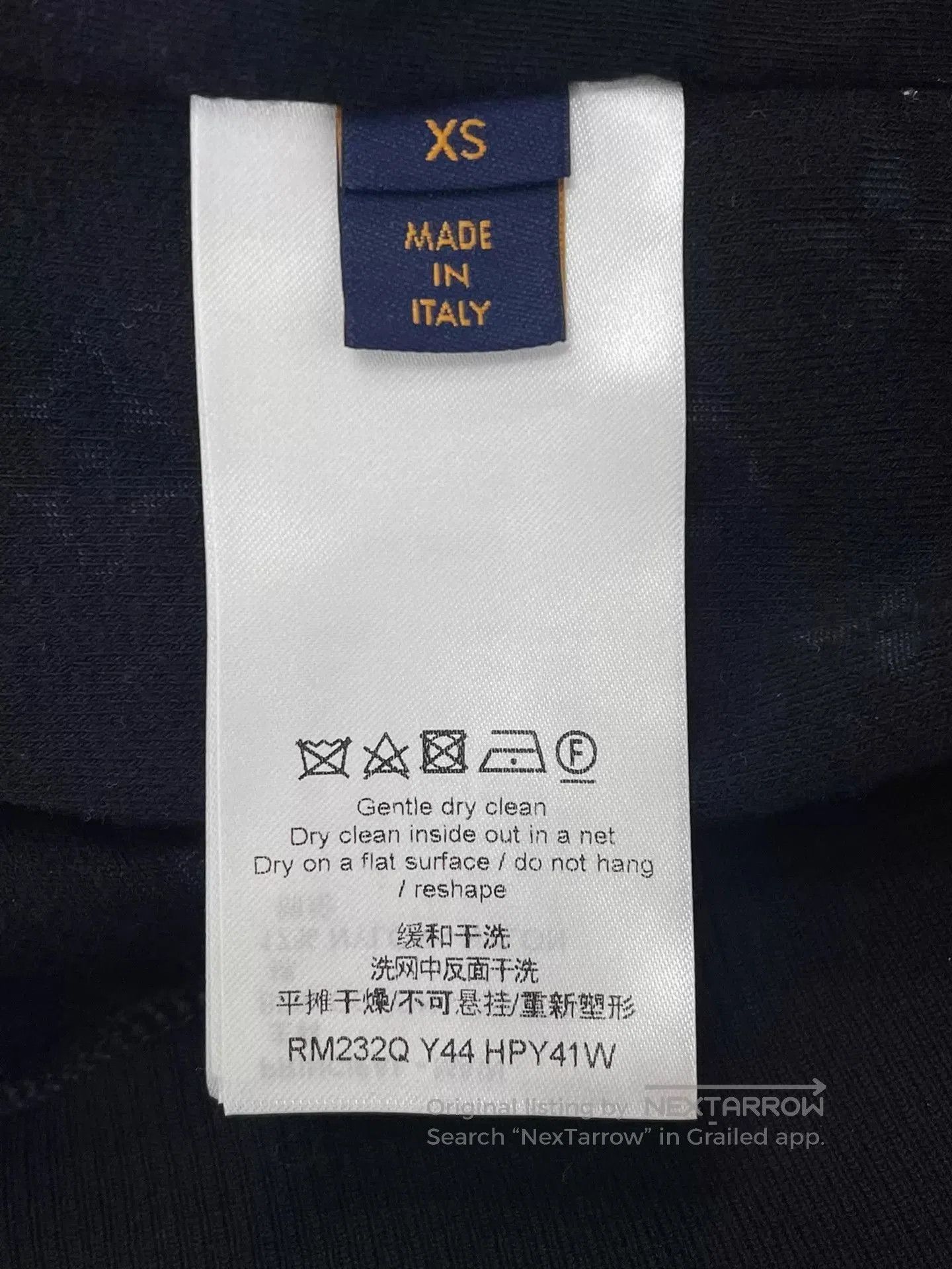 Louis Vuitton Black Zip. Size US XS / EU 42 / 0 - 4 Thumbnail