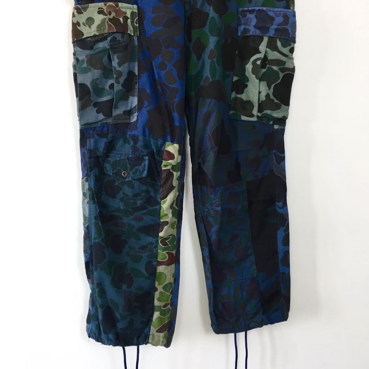 Needles REBUILD BY NEEDLES FW16 PATCHWORK CAMO PANTS Size US 34 / EU 50 - 9 Thumbnail