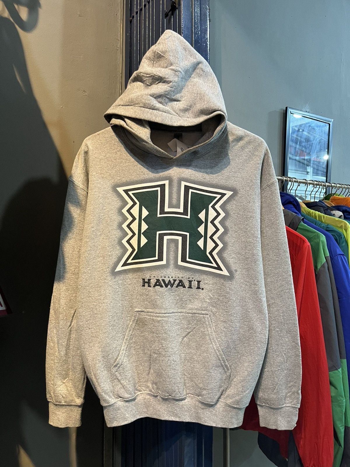 Gildan Vintage Gildan Hawaii hoodie grey Size US M / EU 48-50 / 2 - 2 Thumbnail