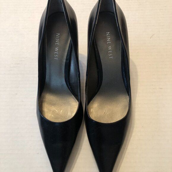 Nine West Nine west women's black leather pump shoes size: 5 1/2M Size US 5.5 / IT 35.5 - 1 Thumbnail