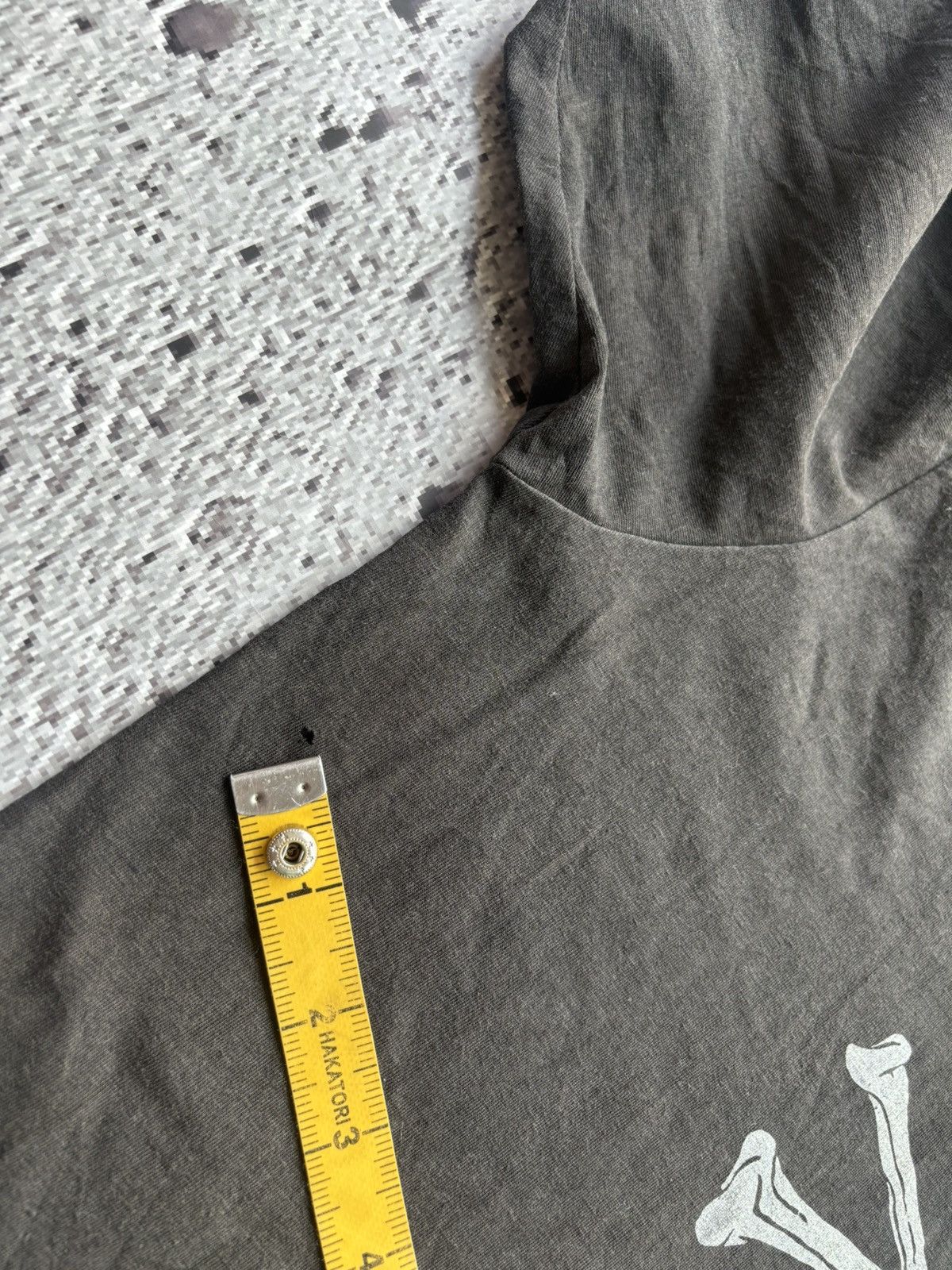 Vintage Vintage 90's Skull faded tshirt Size US L / EU 52-54 / 3 - 10 Thumbnail