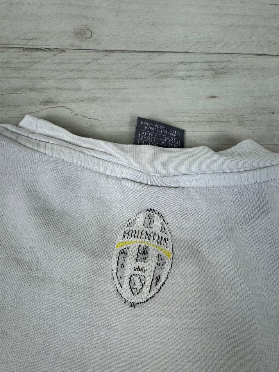 Nike Vintage Nike Juventus Swoosh Football T Shirt Soccer 00s Size US L / EU 52-54 / 3 - 10 Thumbnail