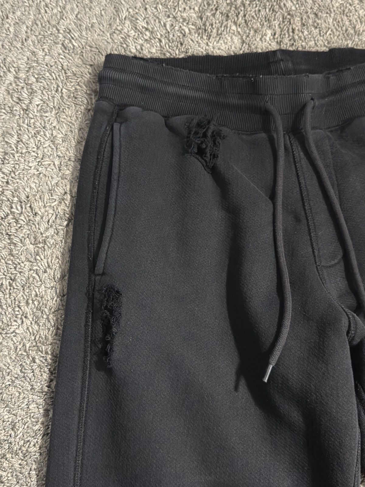Cole Buxton Cole Buxton Distressed Sweatpants Size US 30 / EU 46 - 3 Thumbnail