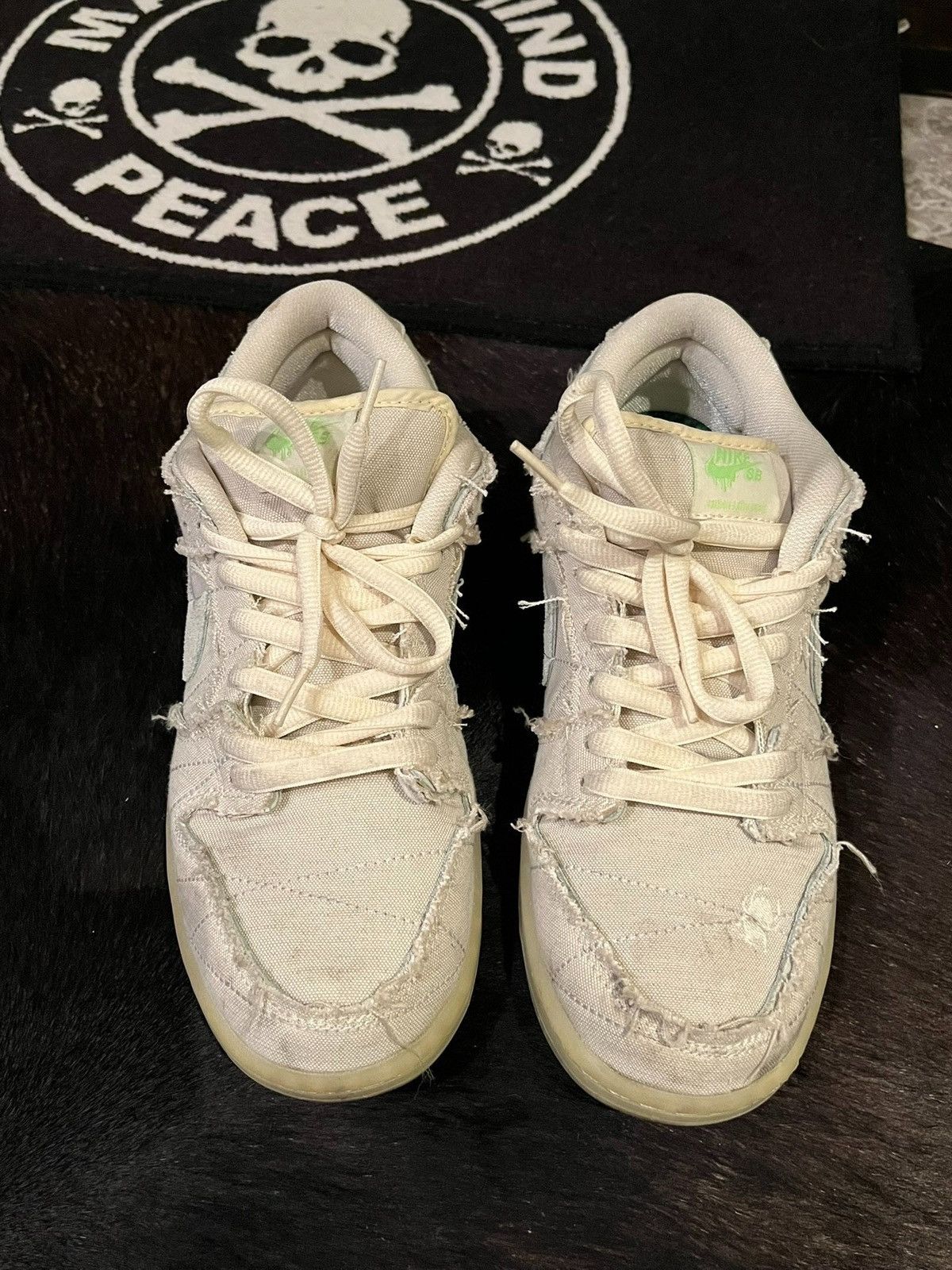 Nike Nike Dunk SB Low Halloween Mummy AAAA9 Size US 11.5 / EU 44-45 - 2 Thumbnail