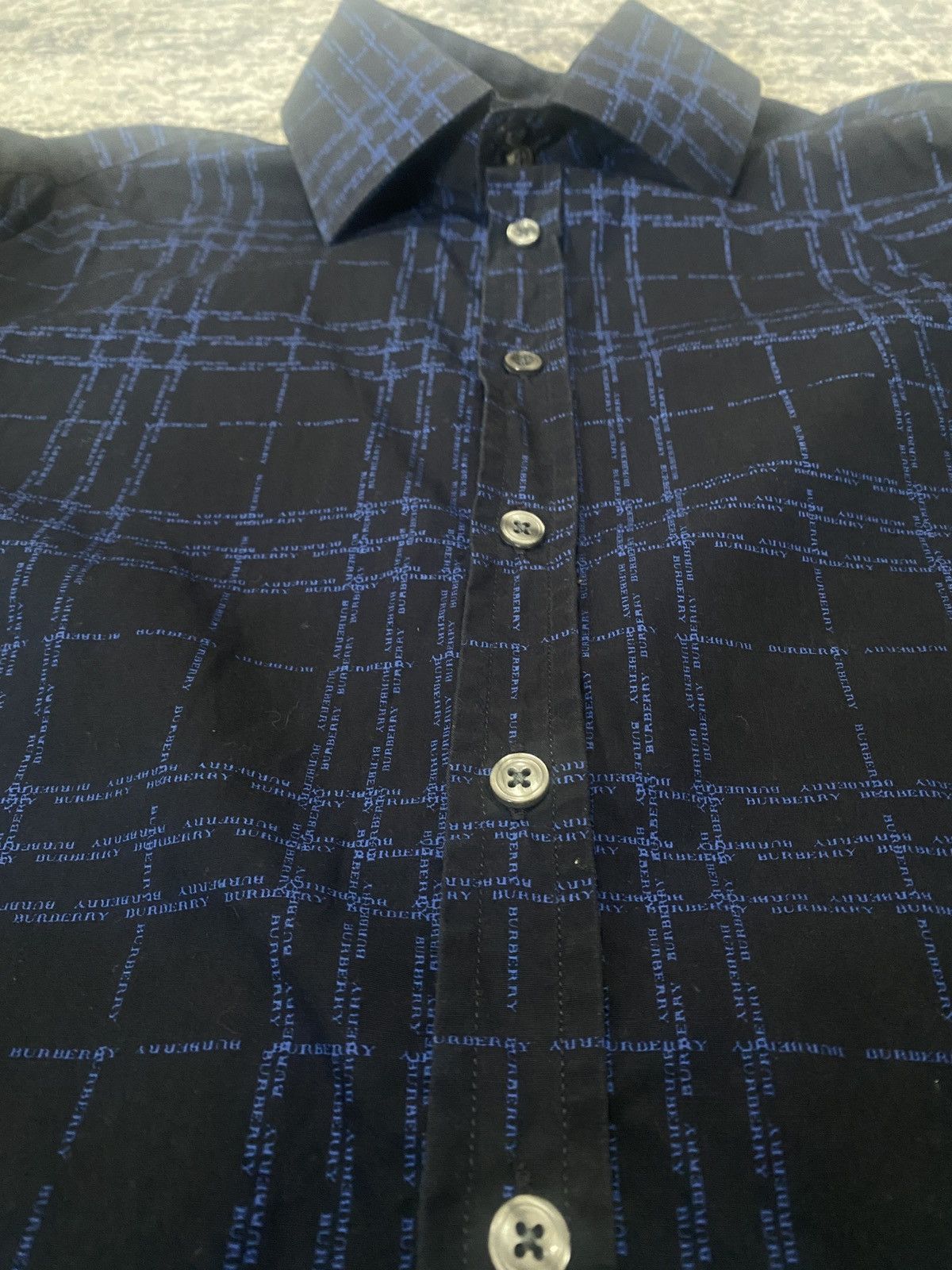 Burberry Vintage luxury fullprint with small logo shirt button up Size US L / EU 52-54 / 3 - 6 Thumbnail