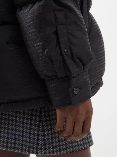 Prada o1mt1gz0925 Logo-Jacquard Hooded Re-Nylon Down Jacket Black Size M / US 6-8 / IT 42-44 - 3 Thumbnail