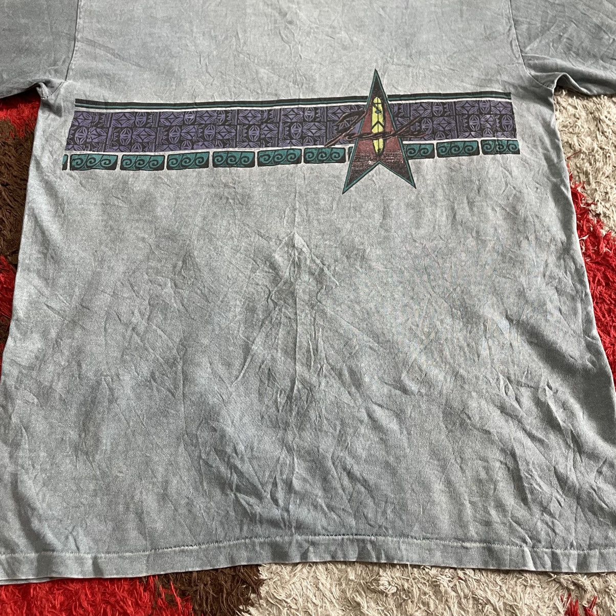 Vintage 🔥Vintage 90s Freaks Center Native Surf Skate Distress Tee Size US L / EU 52-54 / 3 - 5 Thumbnail