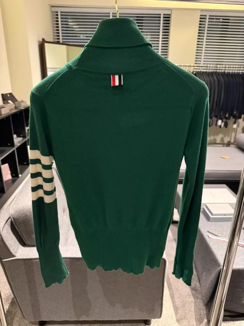 Thom Browne Thom browne Green cashmere pullover long sleeves 2504-Nexta Size M / US 6-8 / IT 42-44 - 2 Thumbnail