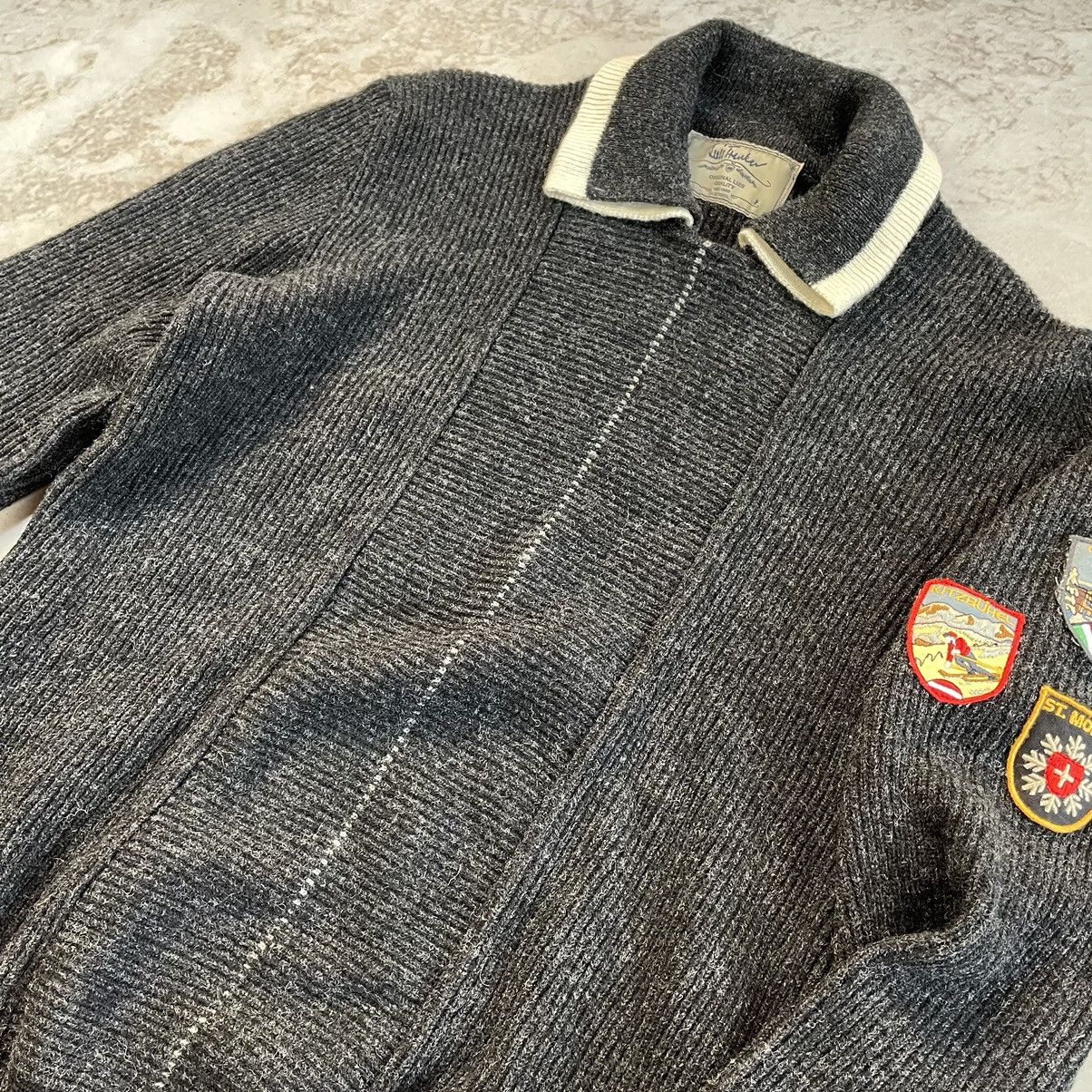 Designer Luis Trenker Hiking Ski Black Patch Logos Wool Sweater Size US L / EU 52-54 / 3 - 7 Thumbnail