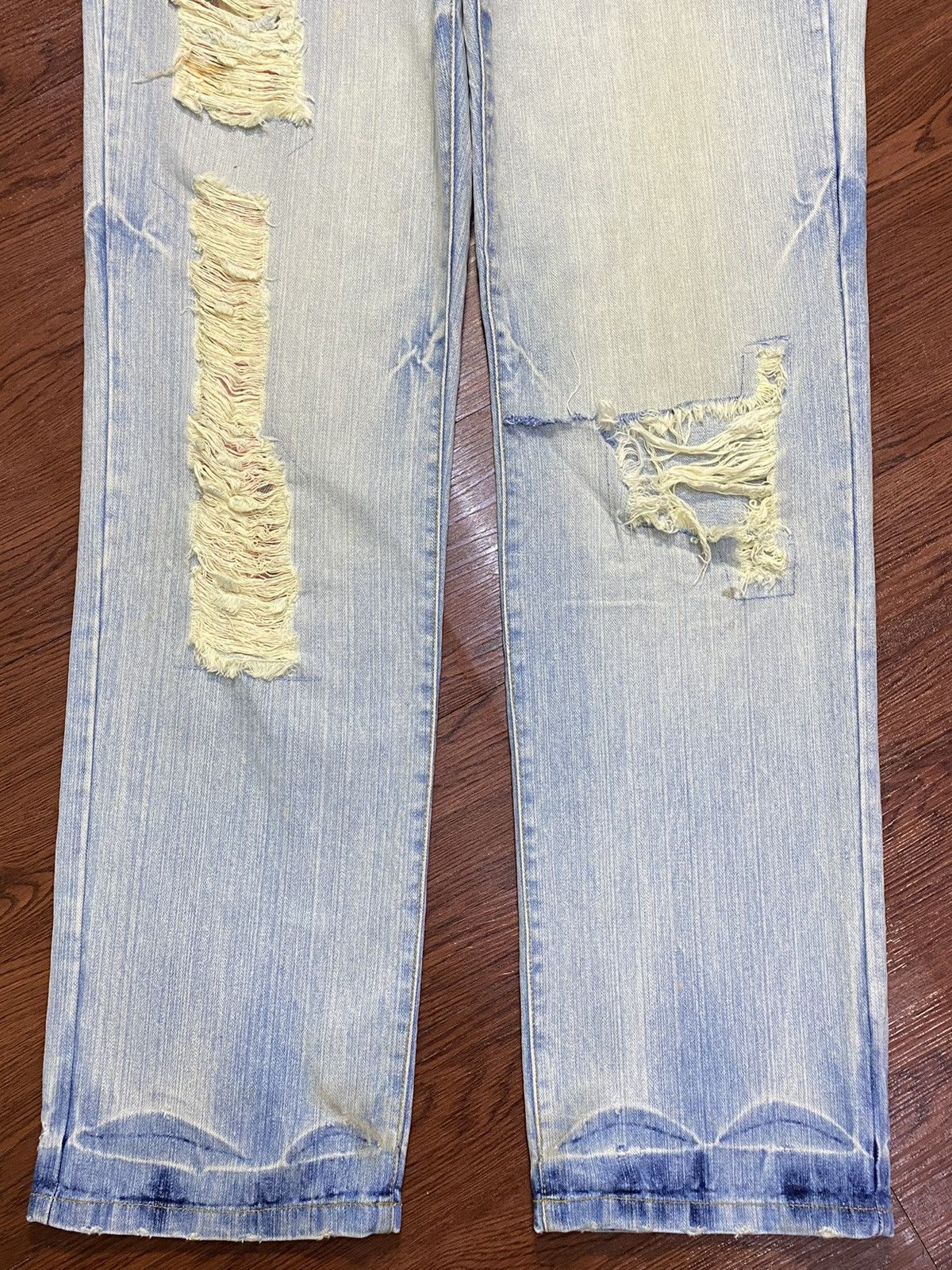Japanese Brand Vintage Japanese Brands Faded Wash Distressed Loose Jeans Size US 32 / EU 48 - 5 Thumbnail