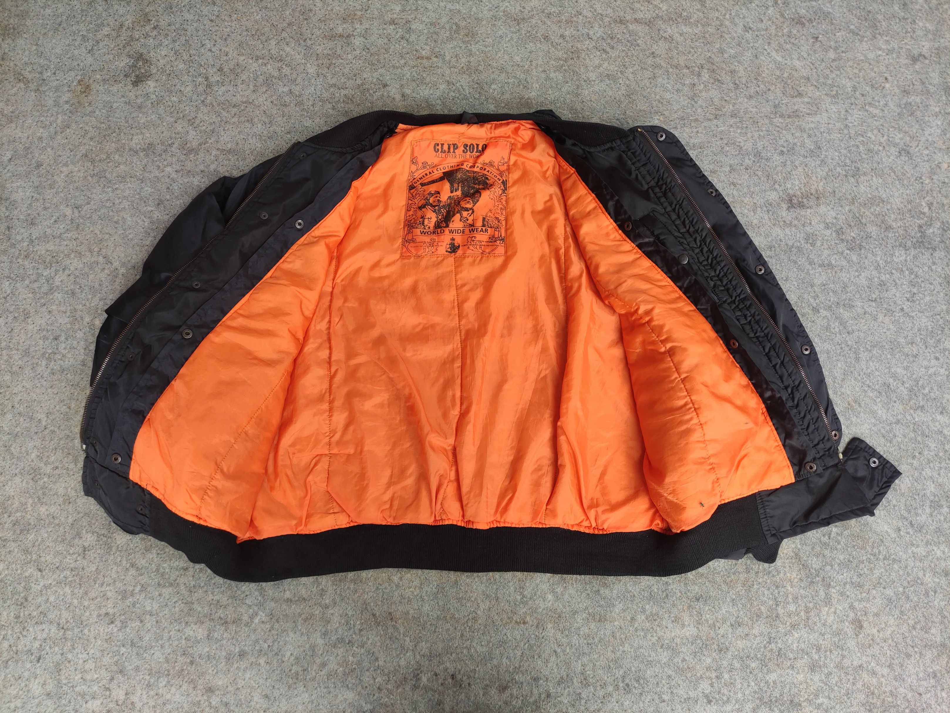 Vintage Vintage Clip Solo MA1 Bomber Jacket J029 Size US L / EU 52-54 / 3 - 10 Thumbnail
