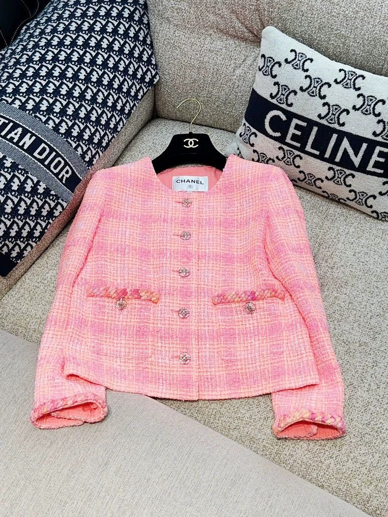 Chanel Chanel 24C early spring show orange pink 34 size phosphor Size XXS / US 00 / IT 34 - 1 Thumbnail