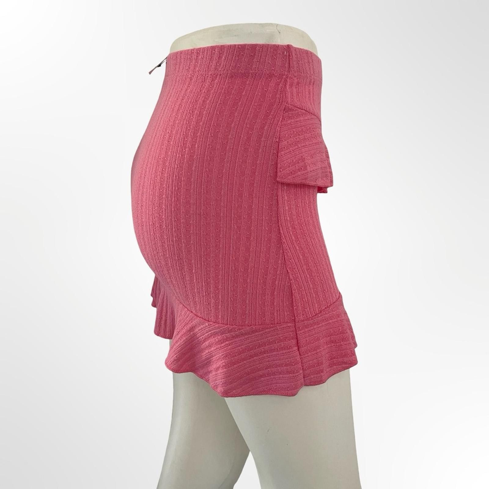 Fashion Nova Fashion Nova Pink Ruffled Women's Skirt Size 28" / US 6 / IT 42 - 3 Thumbnail