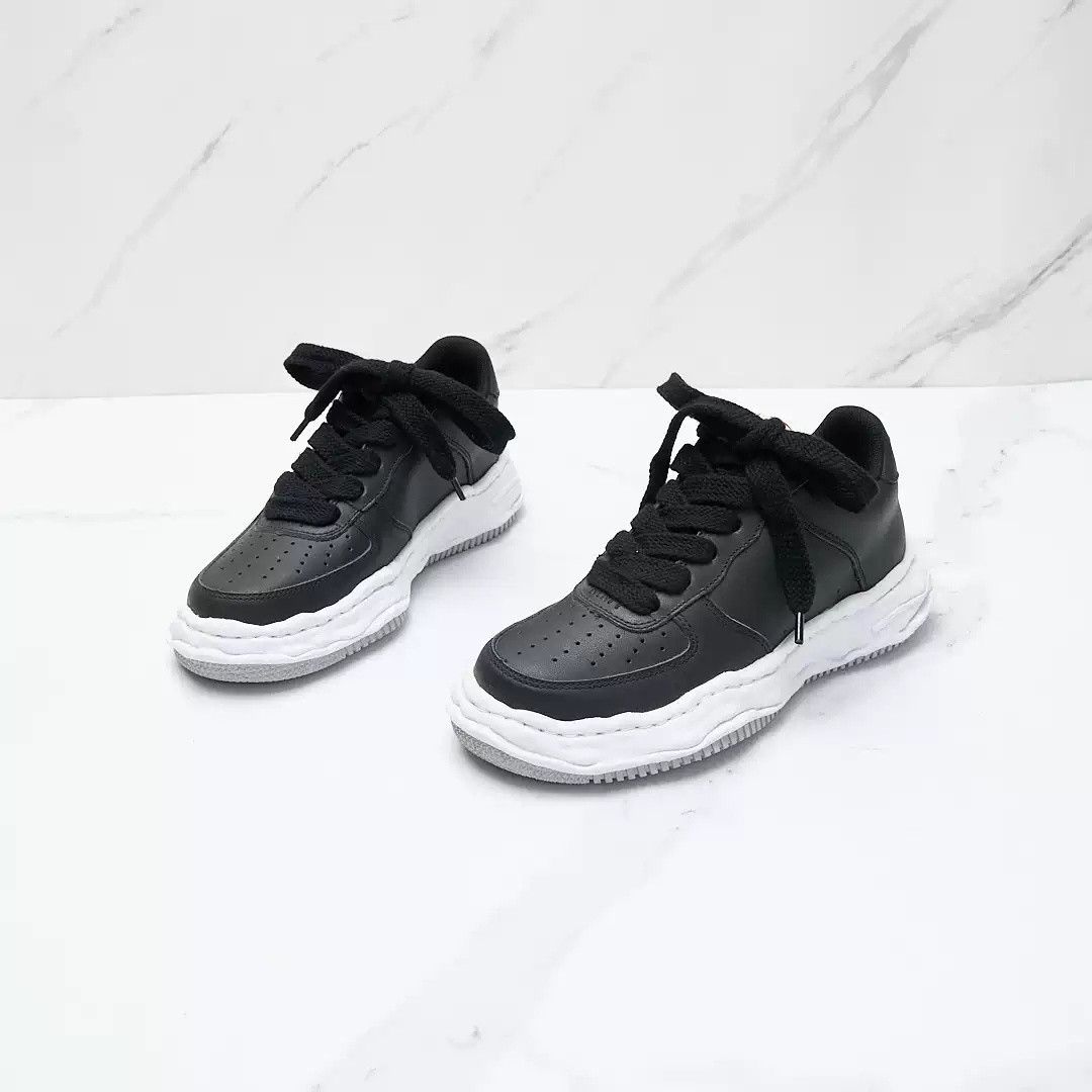 Maison MIHARA YASUHIRO Mihara Yasuhiro Men's Classic Distressed Shoes Size US 9 / EU 42 - 2 Thumbnail