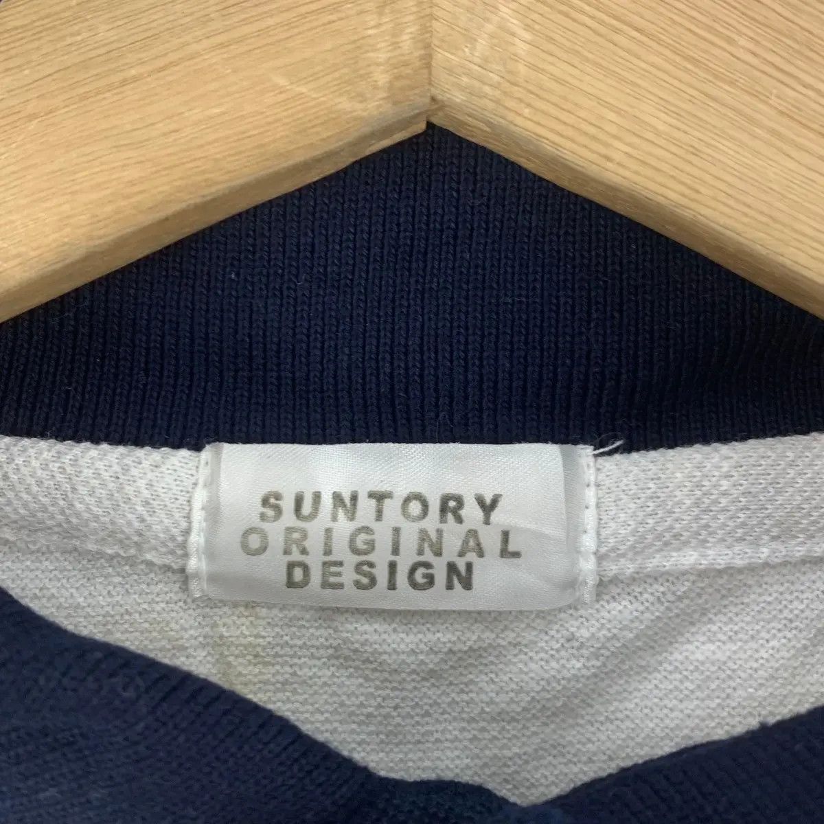 Vintage Vintage SUNTORY COFFEE BOSS Embossed Polo Tee Size US XXL / EU 58 / 5 - 5 Thumbnail