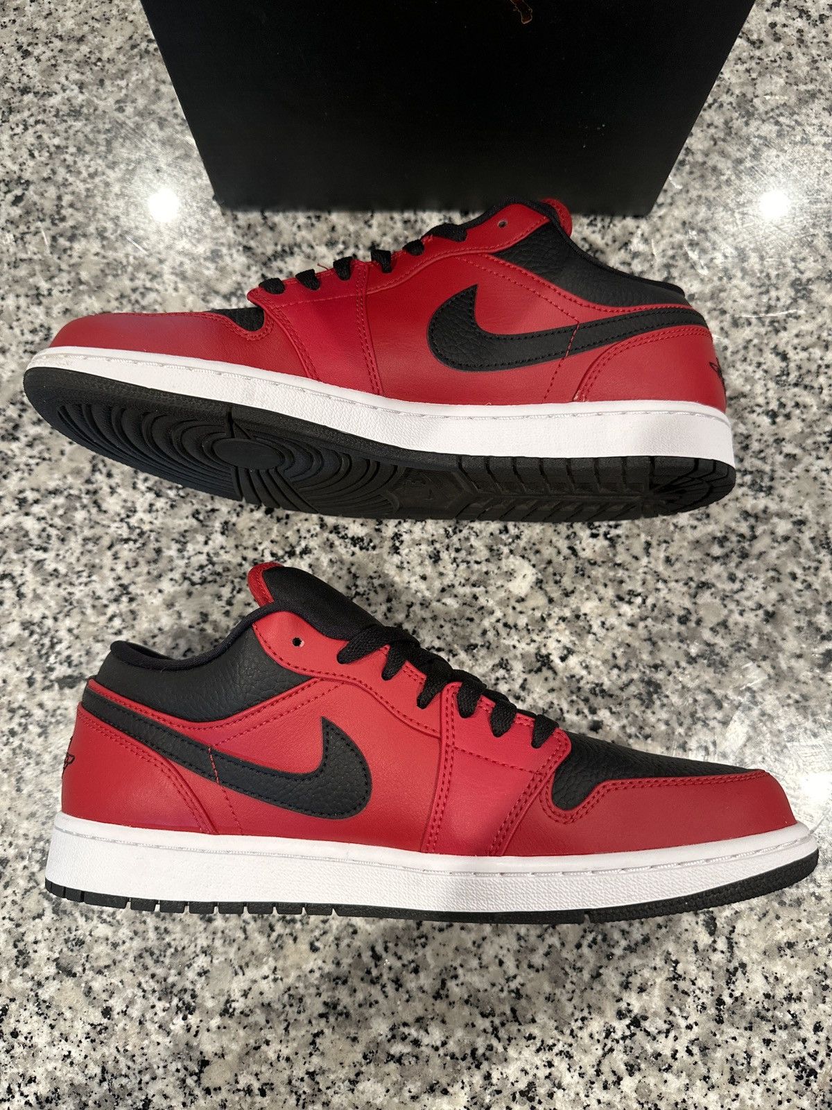 Nike Air Jordan 1 Low Size US 10.5 / EU 43-44 - 6 Thumbnail