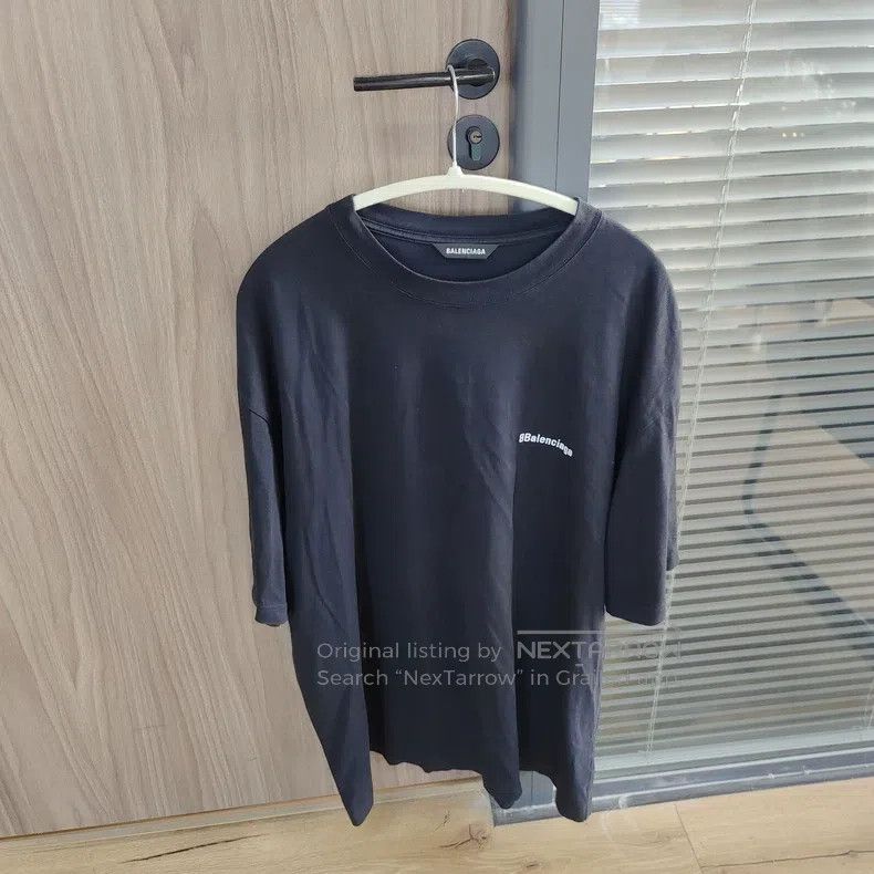 Balenciaga Plain Color Small Logo Short-sleeve T-Shirt