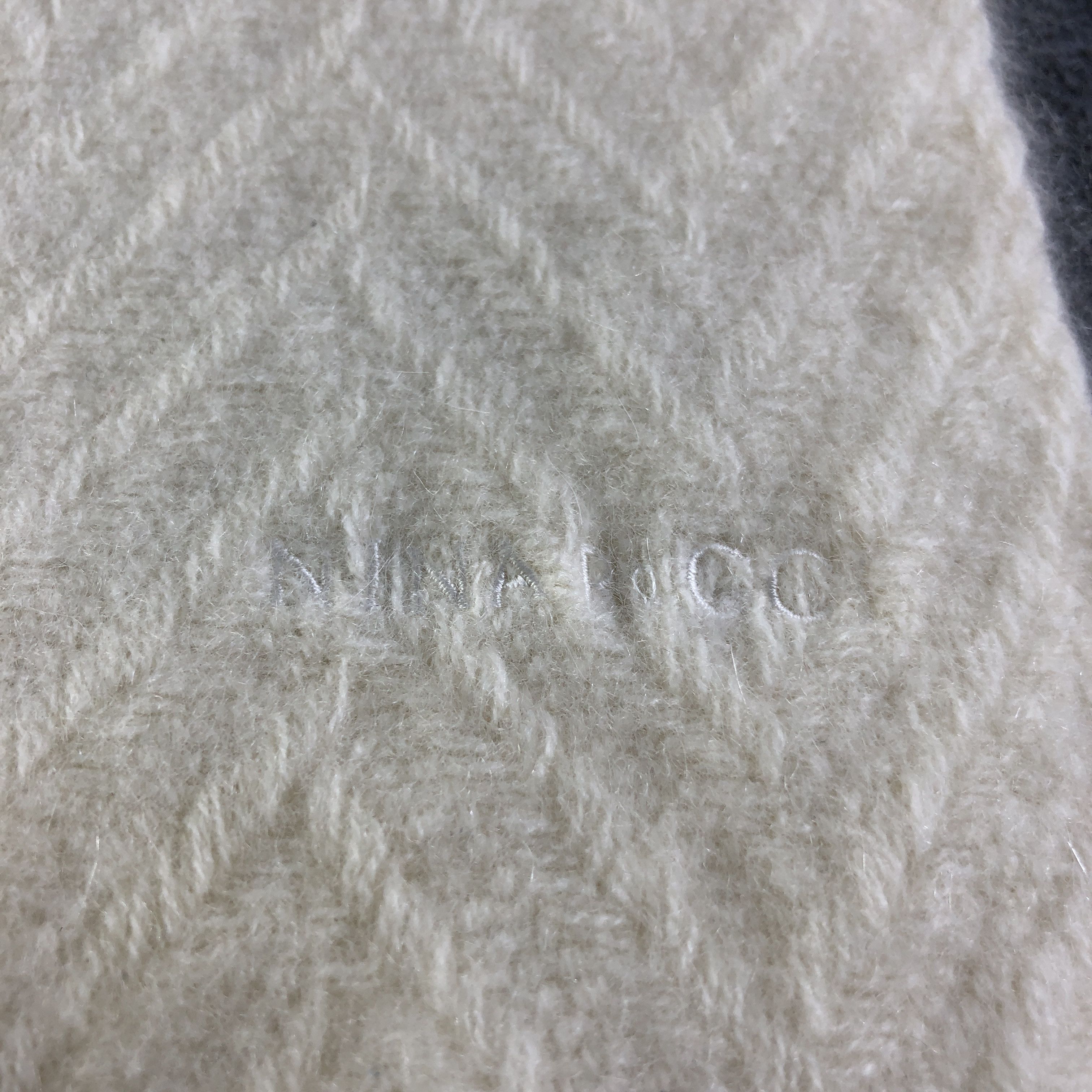 Nina Ricci Nina Ricci Cashmere Scarf Muffler Neckwear V2792 Size ONE SIZE - 4 Thumbnail