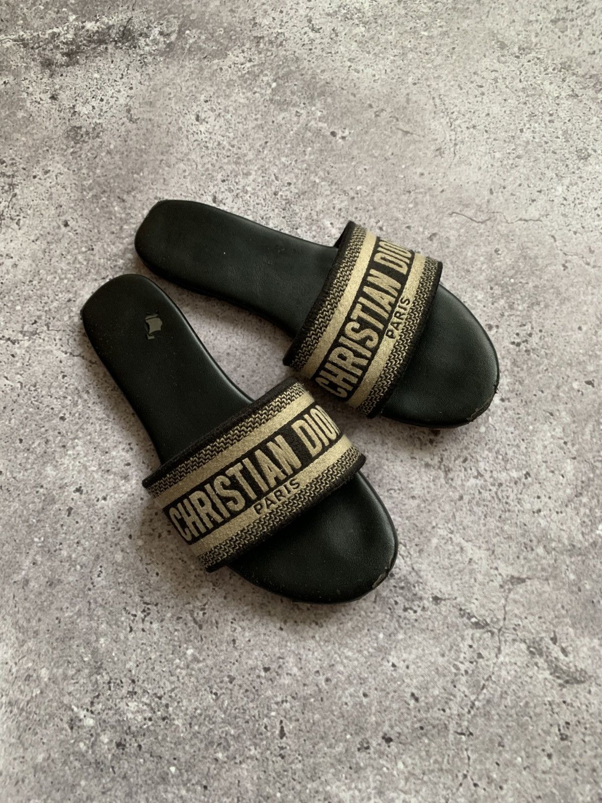 Dior 🔥CHRISTIAN DIOR DWAY SLIDE SANDALS Size US 10 / IT 40 - 2 Thumbnail