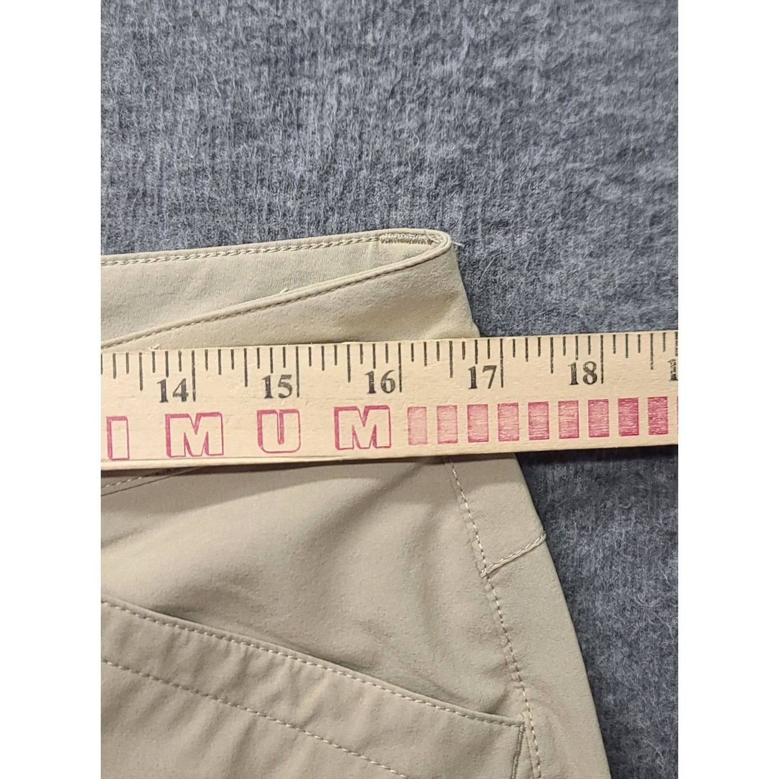Eddie Bauer Eddie Bauer Capri Womens 10 Relaxed Fit Mid Rise Outdoors Hiking Quick Dry Capri Pants Beige 32 in Inseam 21 in Size ONE SIZE - 3 Thumbnail