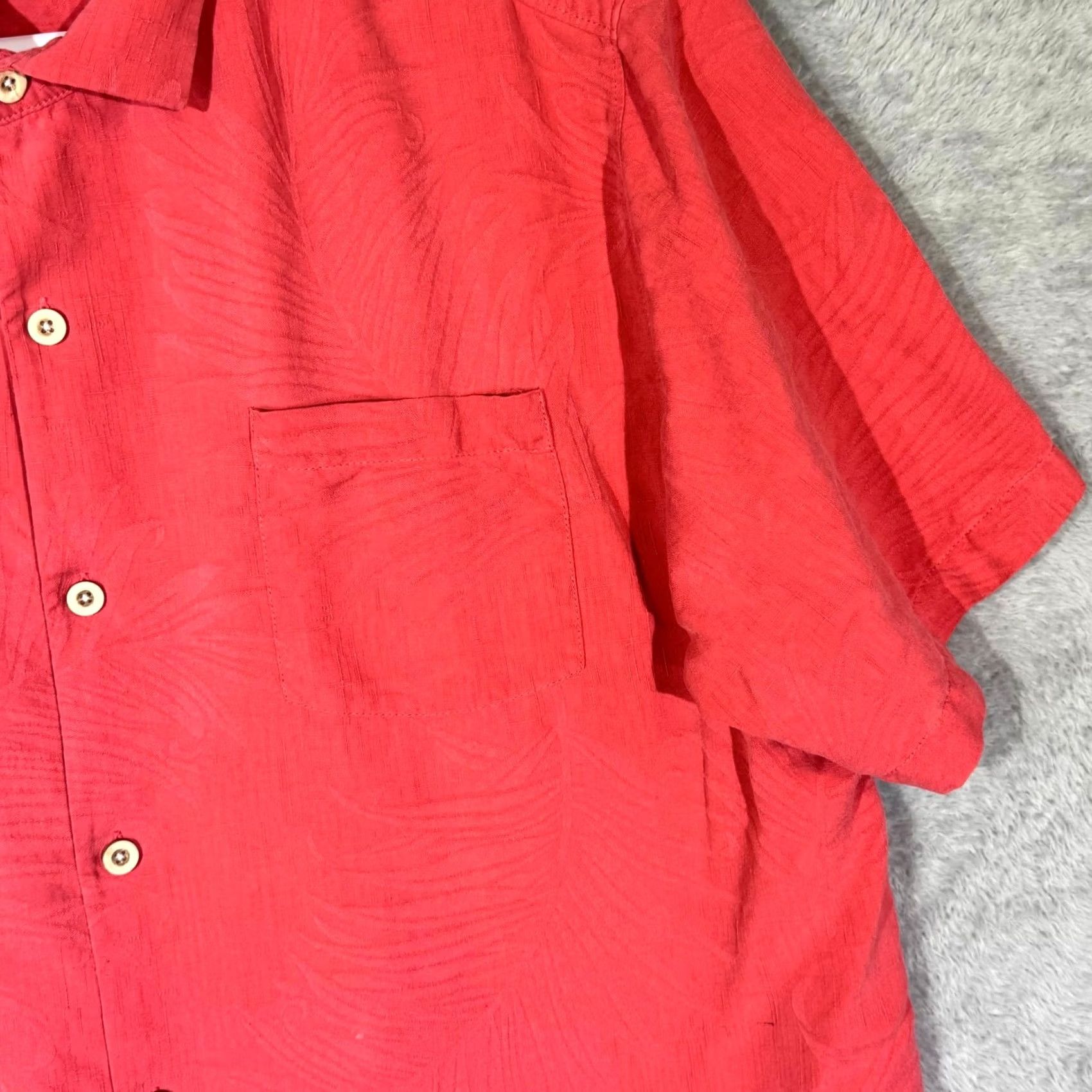 Tommy Bahama VINTAGE Tommy Bahama Shirt XL Pink Silk Original Fit Short Sleeve Button-Up Size US XL / EU 56 / 4 - 5 Thumbnail